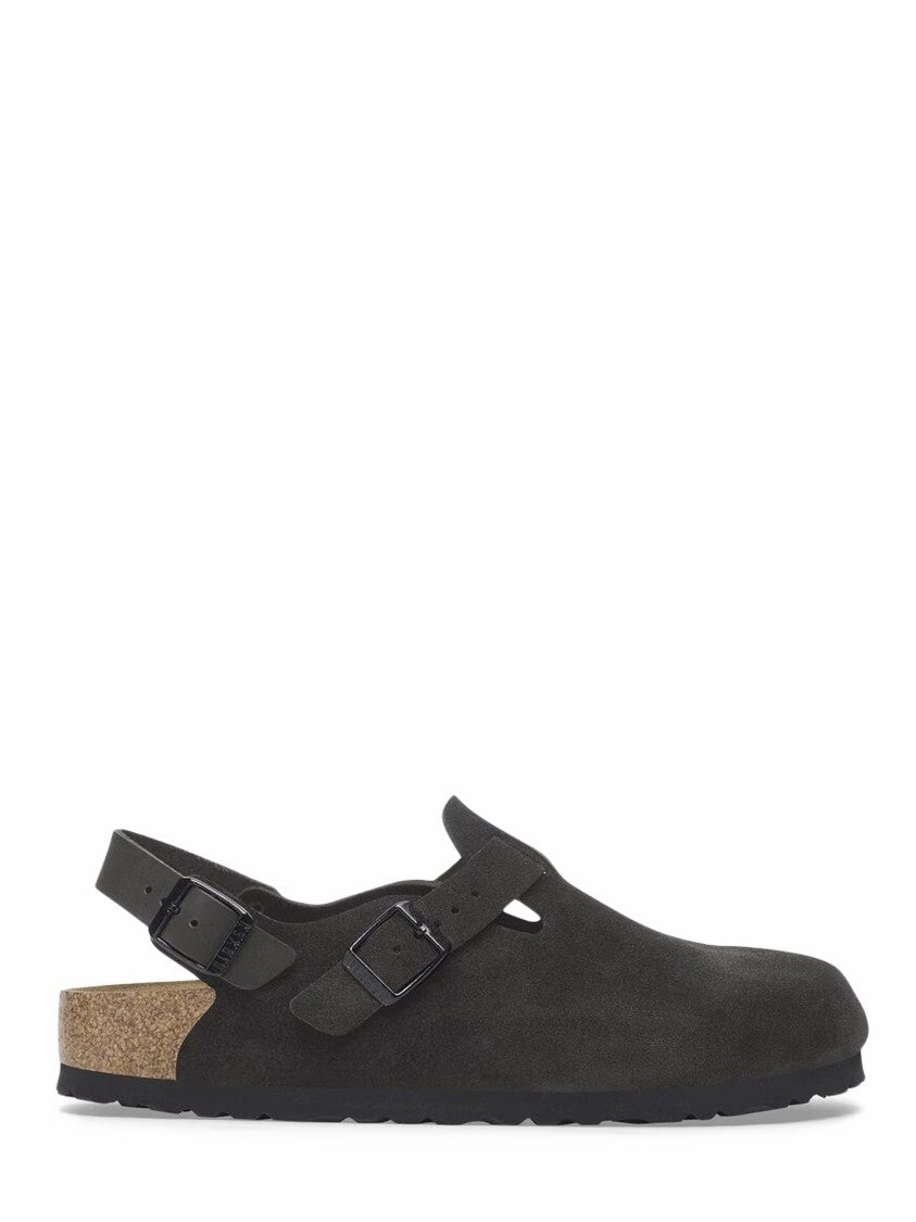 Closed-Toe Sandals With Adjustable Buckle Straps Flex grooves