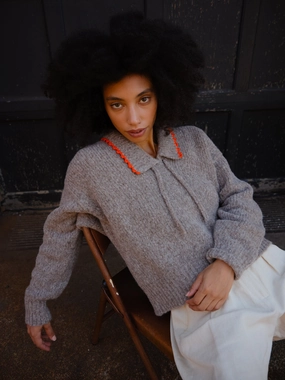 Comfortable knit piece Maya Sweater - Cedar