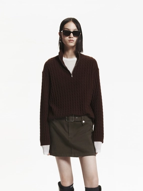 Seamless Construction Design Loose Cable Knit Sweater