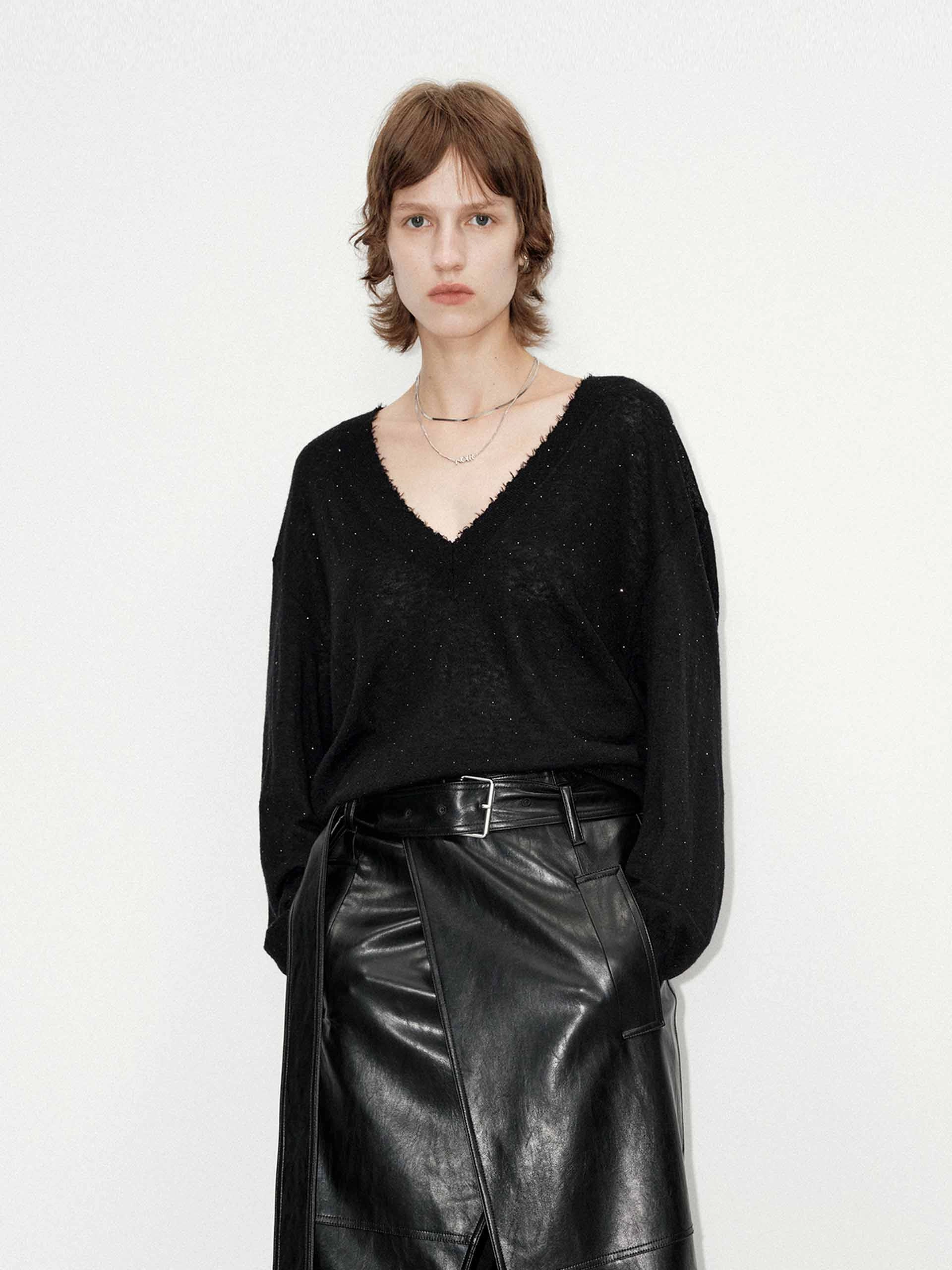 Easy Layering Cozy pieces Loose V-neck Knit Sweater