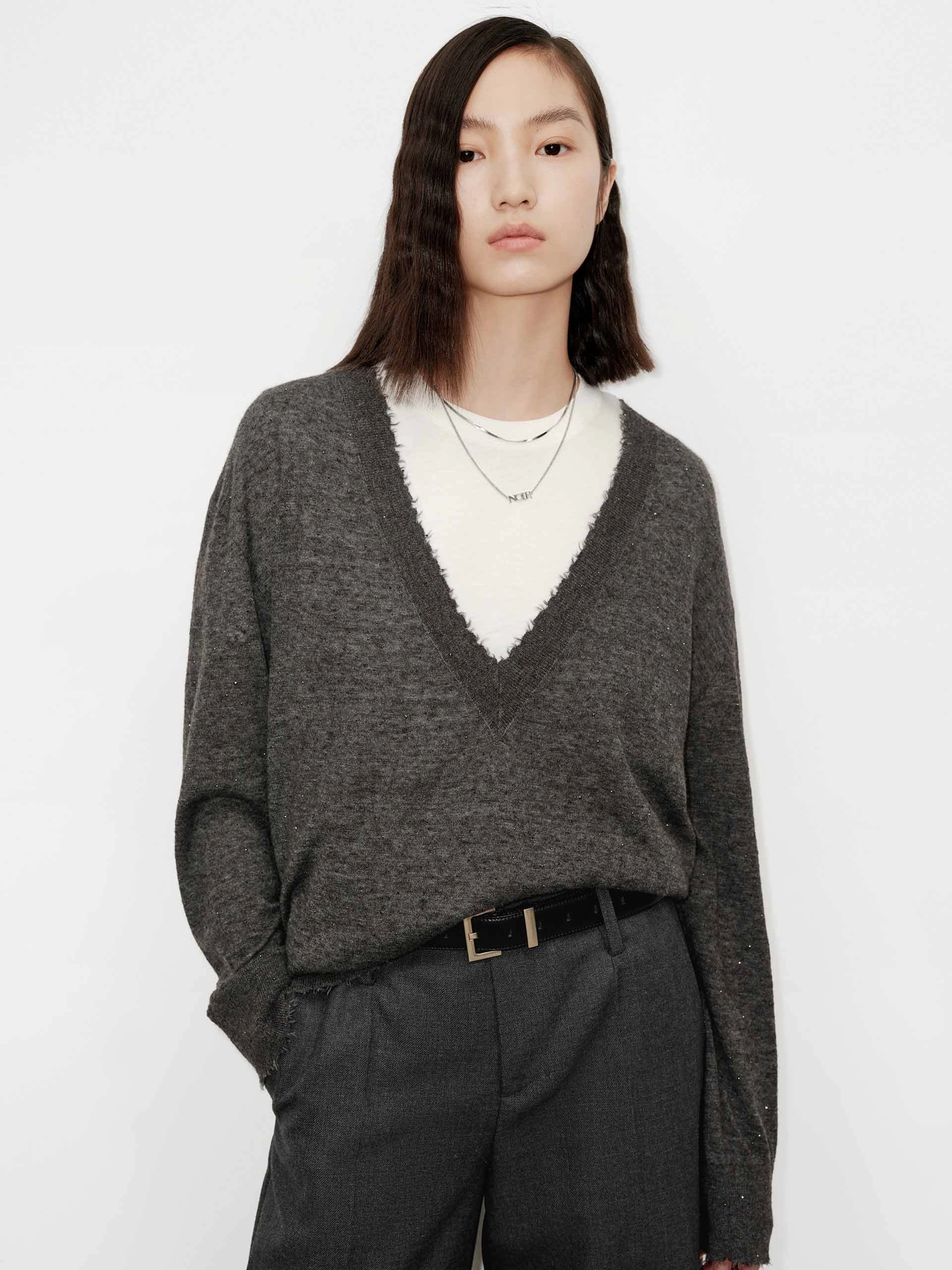 Chill Style Classic Knitwear Loose V-neck Knit Sweater
