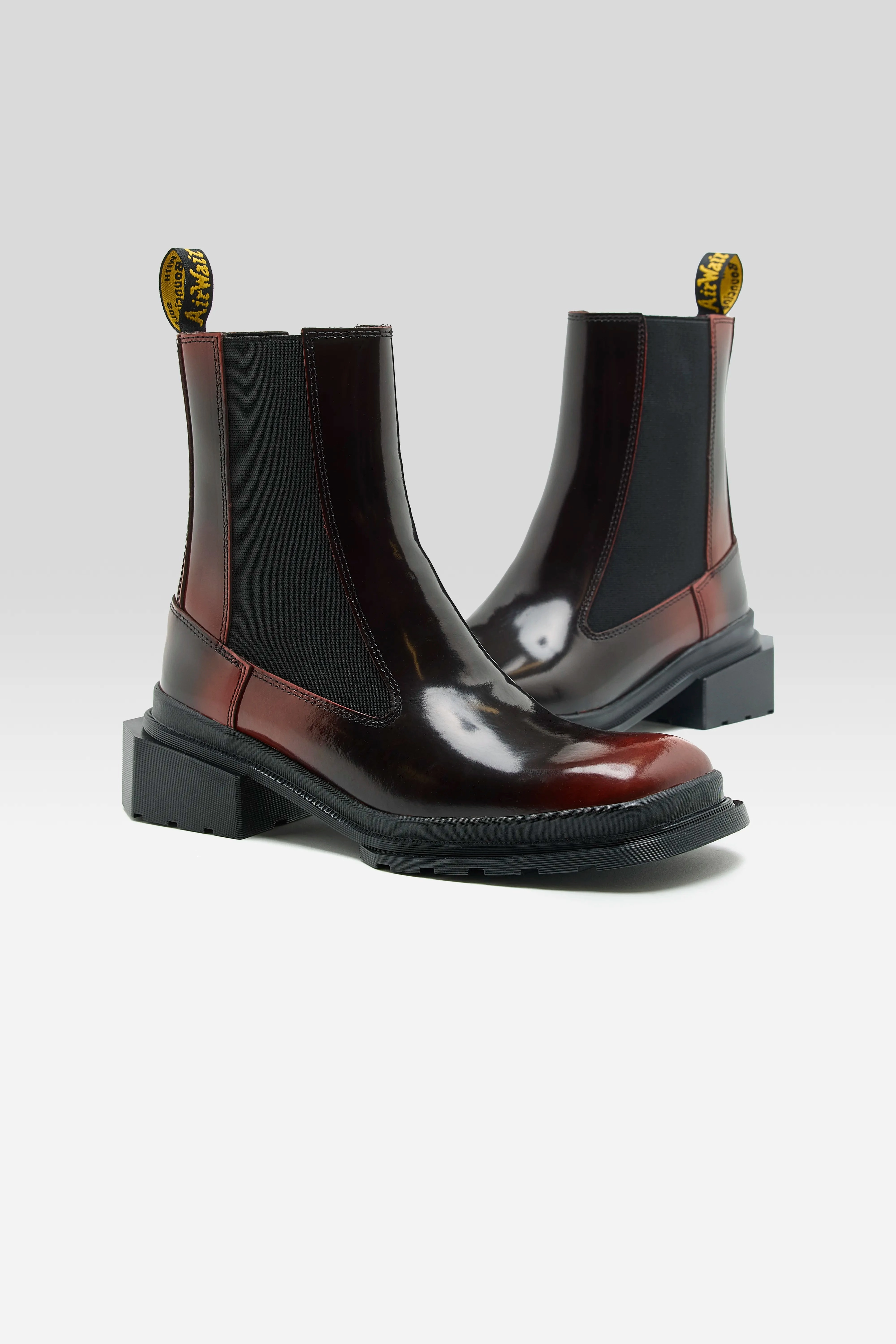 Minimal Impact Maybole Square Toe Leather Chelsea Boots for Women (252 / W / RED)