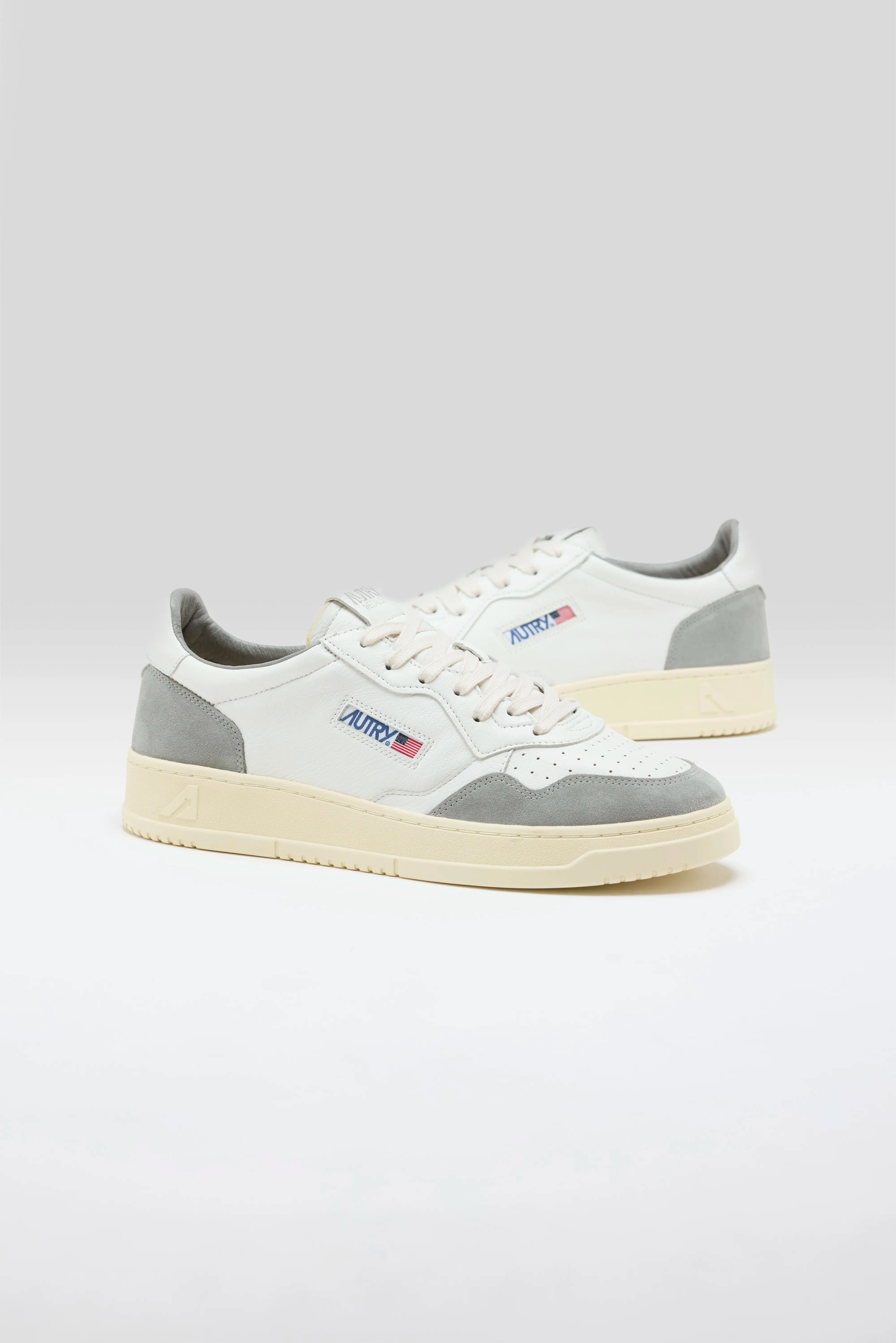 Medalist Low for Men  (251 / M / GREY) unisex running shoes running in the cold