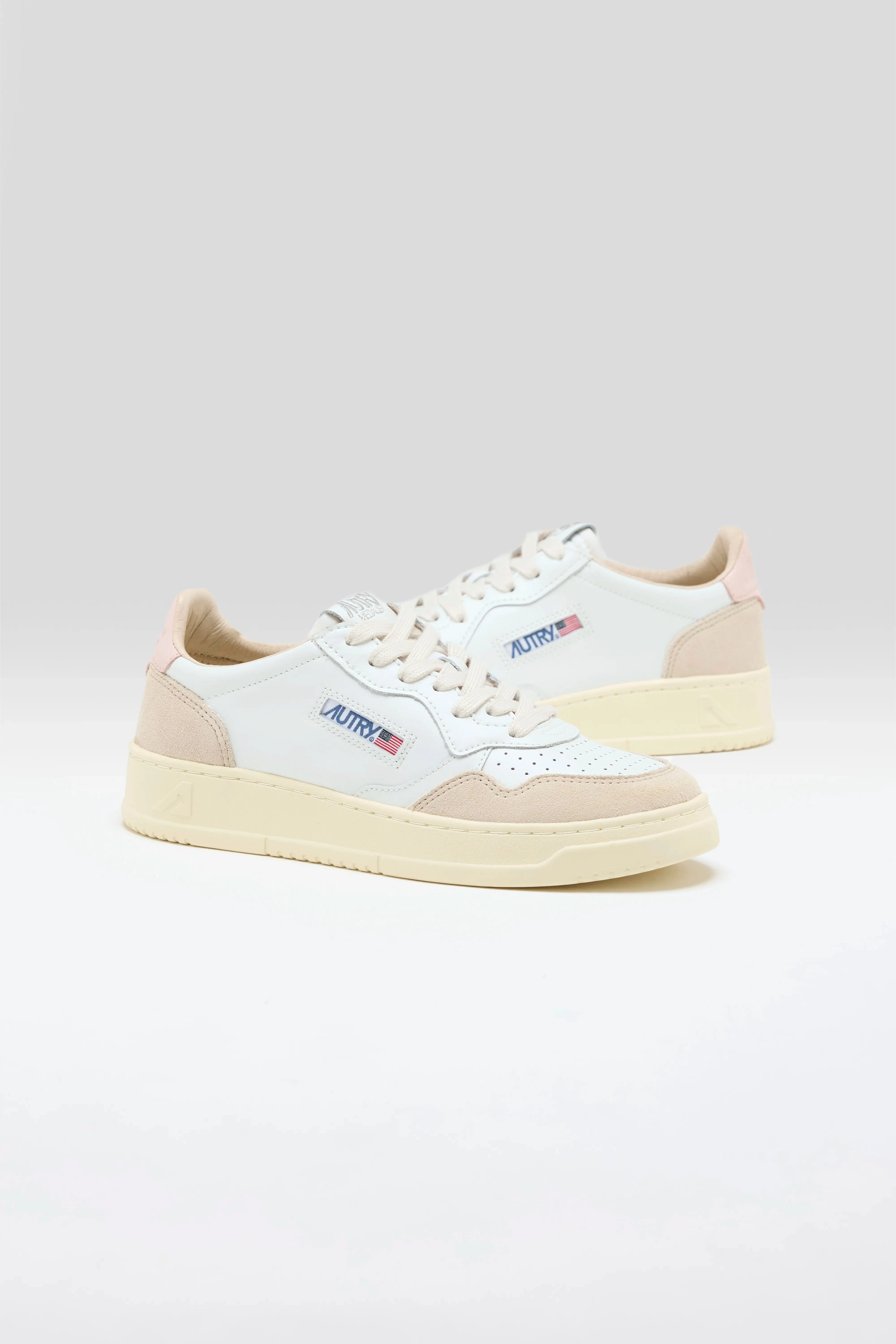 Medalist Low for Women (251 / W / PINK) Moisture Wicking Lining machine - washable running shoes