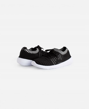 Sleek Ease Girls Energy Lace Up Sneaker In Black