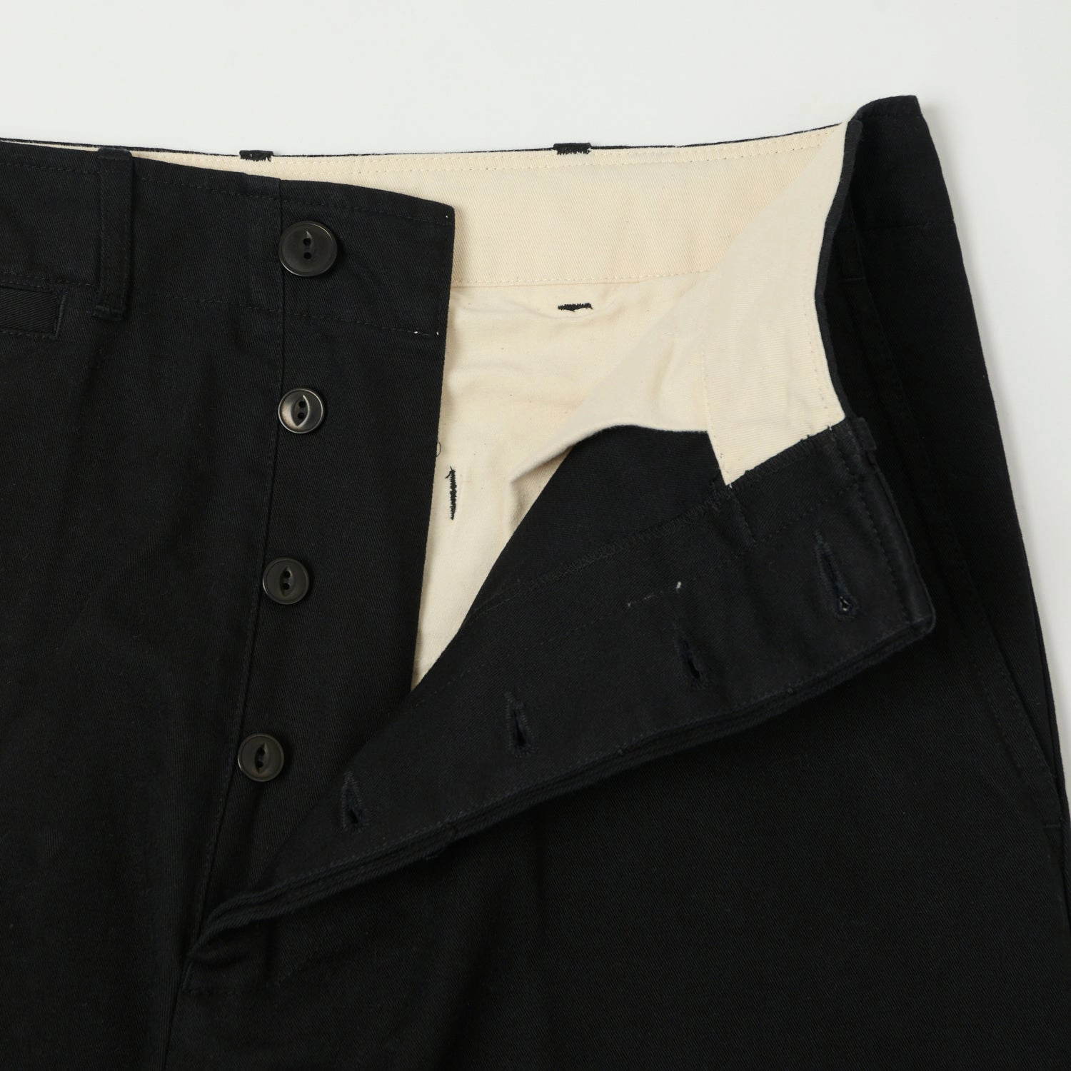 Body-Hugging Fit Merz b. Schwanen 'Good Basics' Organic Cotton Twill Chinos - Deep Black