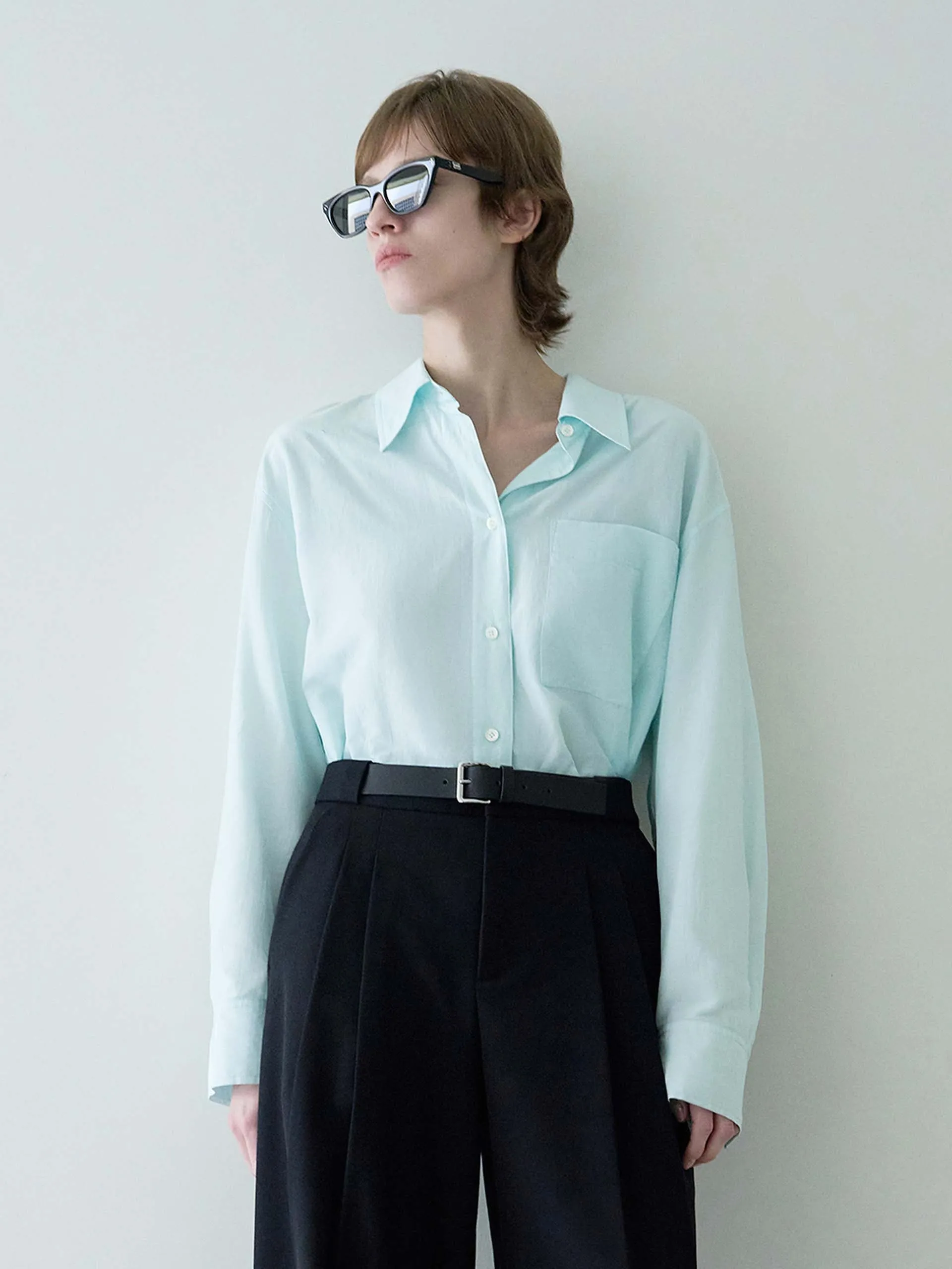Travel-friendly Relaxed Tailored Shirt