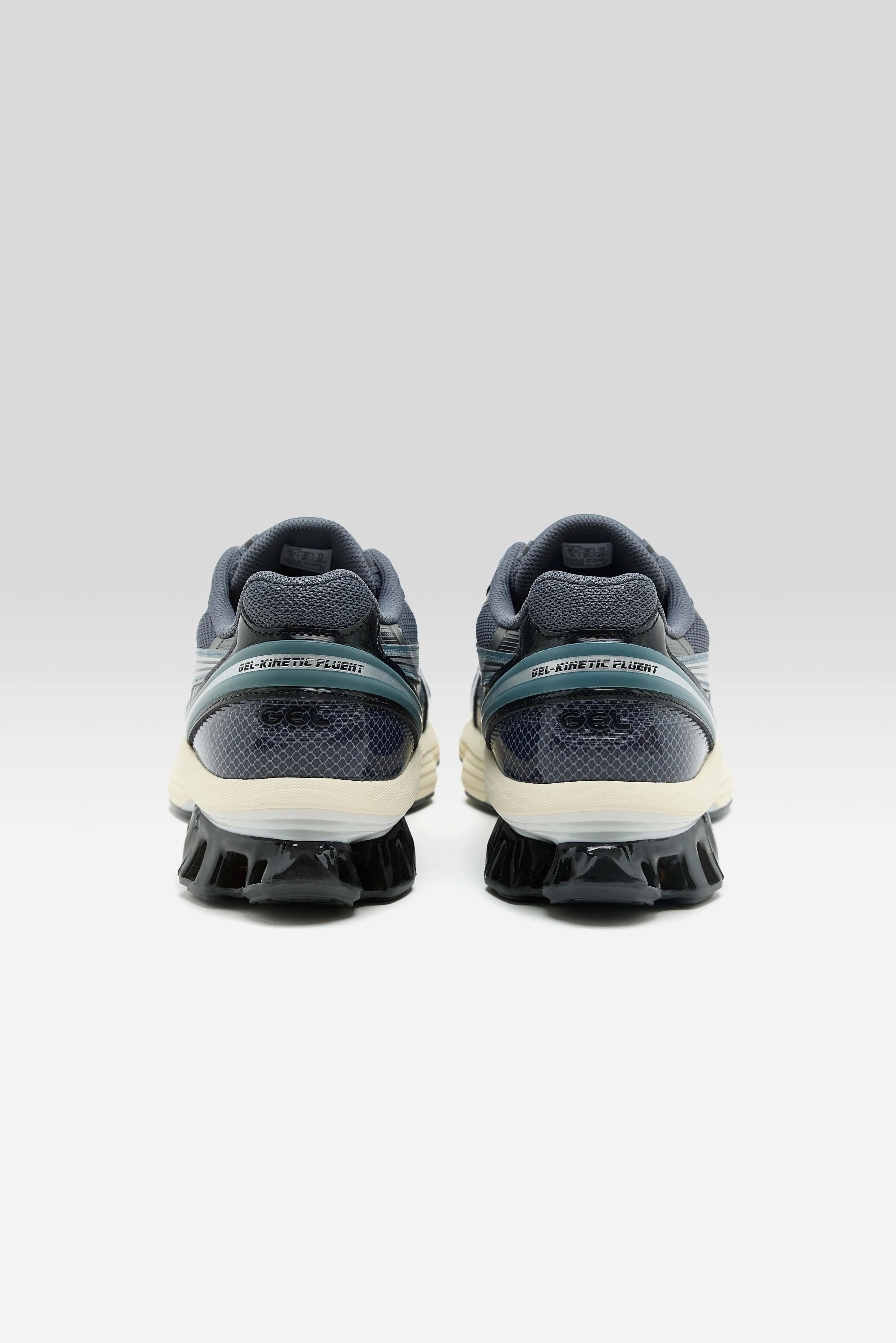 Ventilation Perforations Gel-Kinetic Fluent for Men  (252 / M / BLUE)