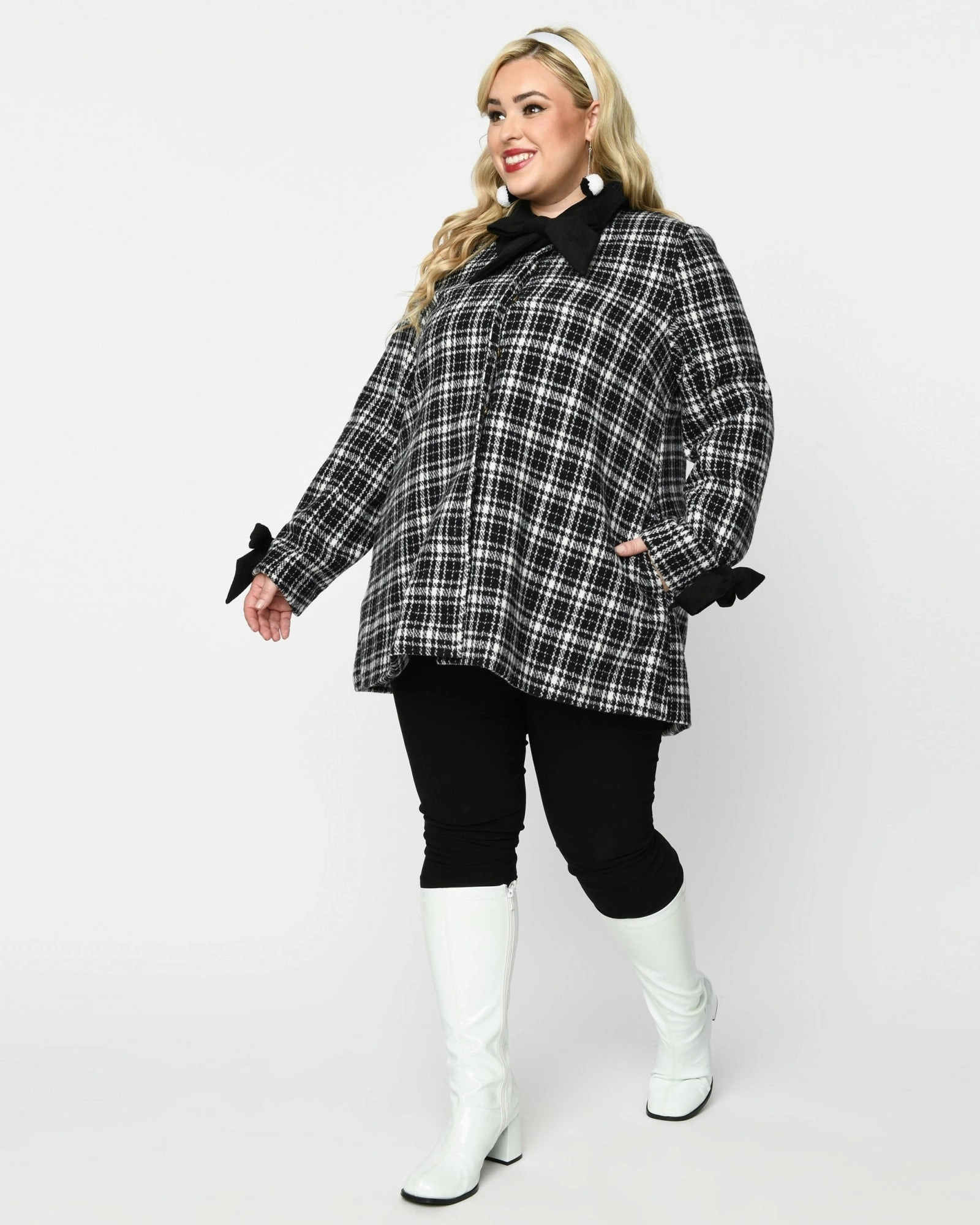 Smak Parlour Black & White Plaid Bows Topper Coat | Black & White Plaid Bows Fall Commute Distribute