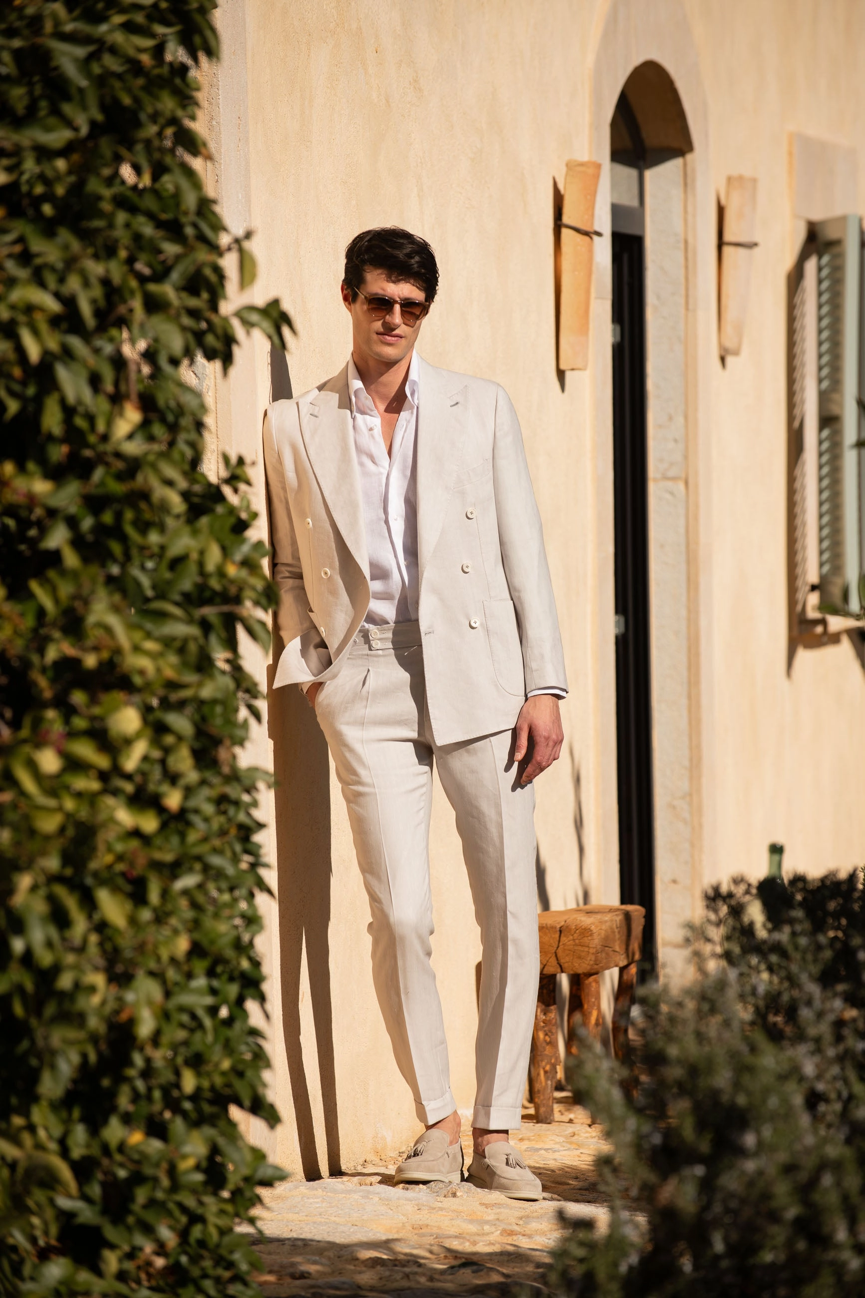 Luxury Business Style Natural herringbone double breasted suit - Made in Italy