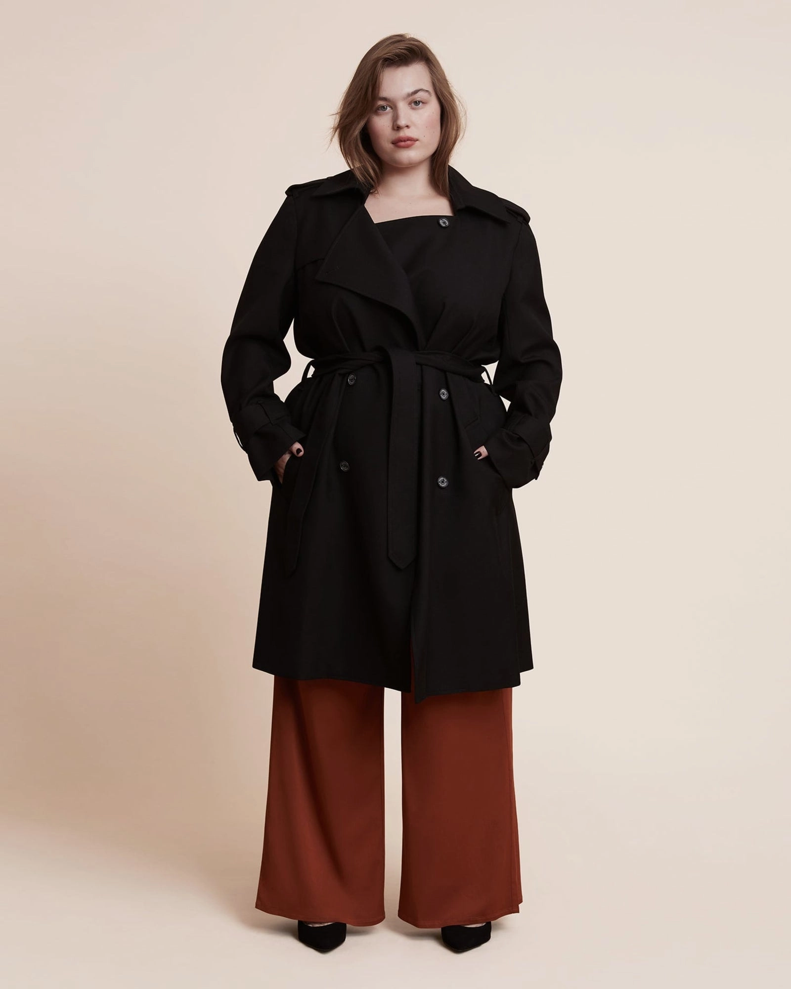 Water Resistant Material Expose Overtime Trench | Black