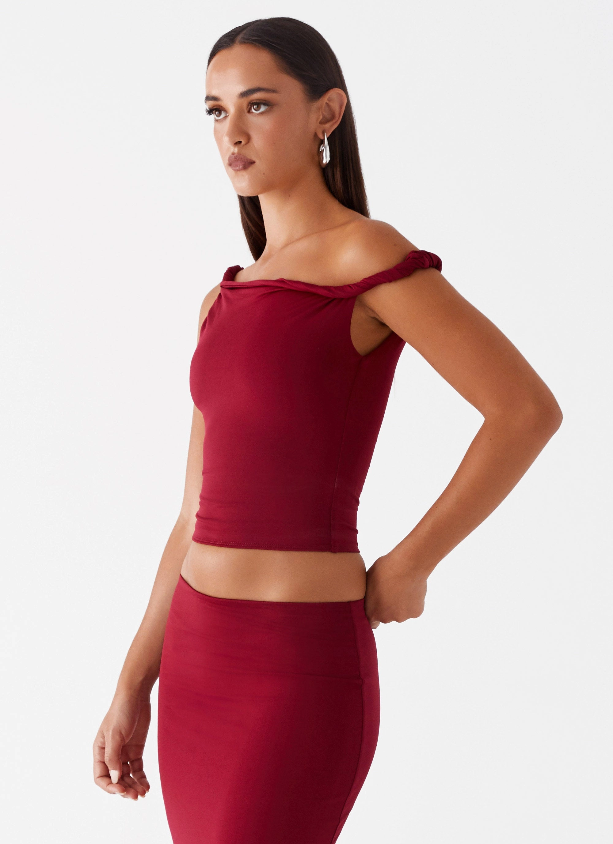 Solace Soul Twist Shoulder Top - Maroon Sleek Detail