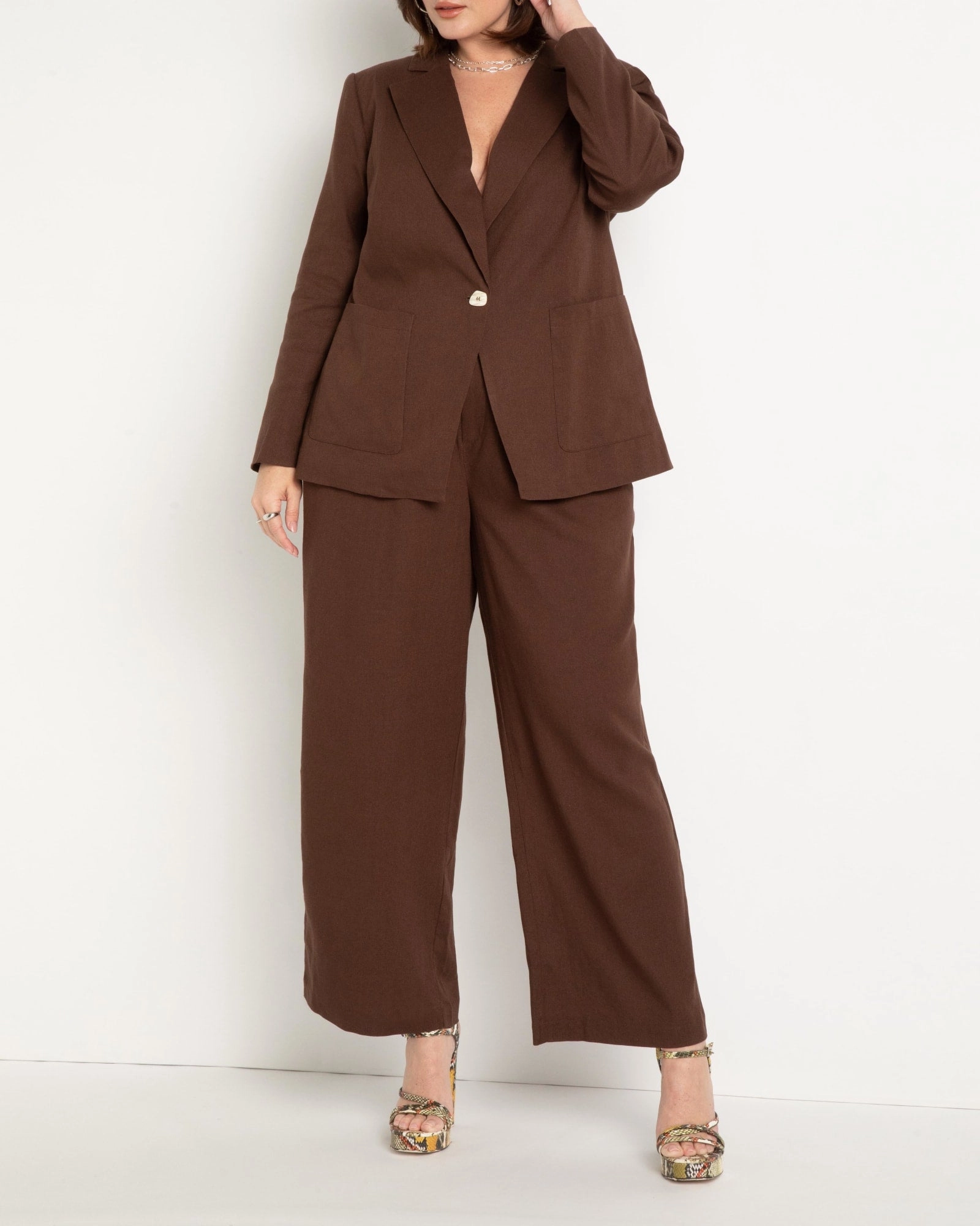Pearl Detail Linen Blazer | Chocolate Fondant Credit