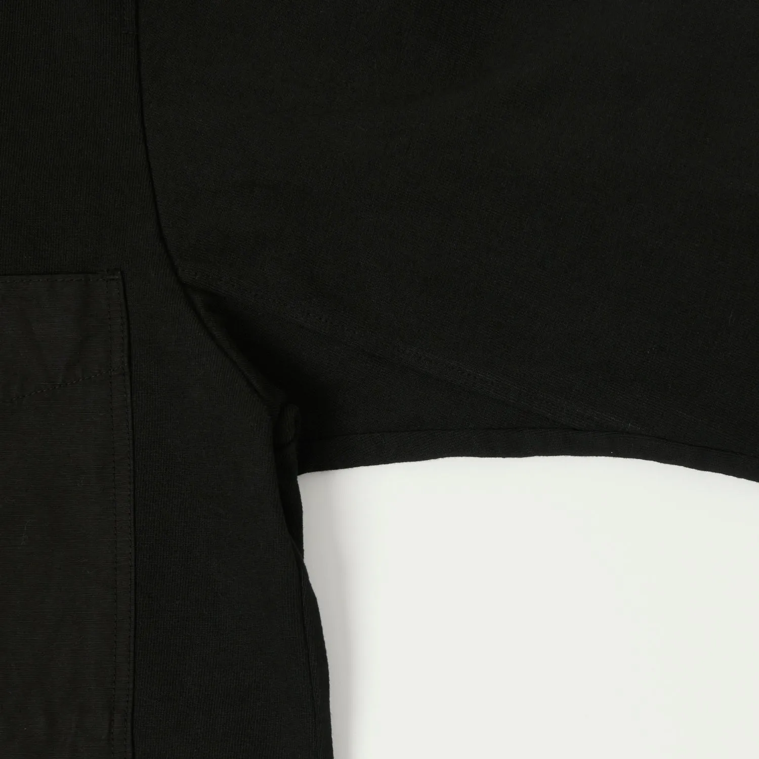 Travel Essential Jackman Dotsume 'BB' Shirt - Black