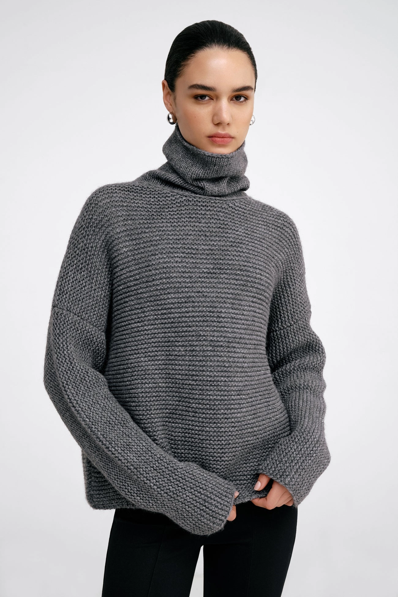 Pia Turtleneck Sweater Casual Chic Knit