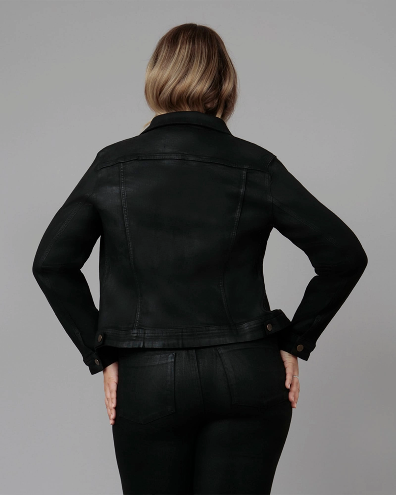 Viewpoint Light Motion Women's GABRIELLA-CBLK Classic Denim Jacket | Coated Black