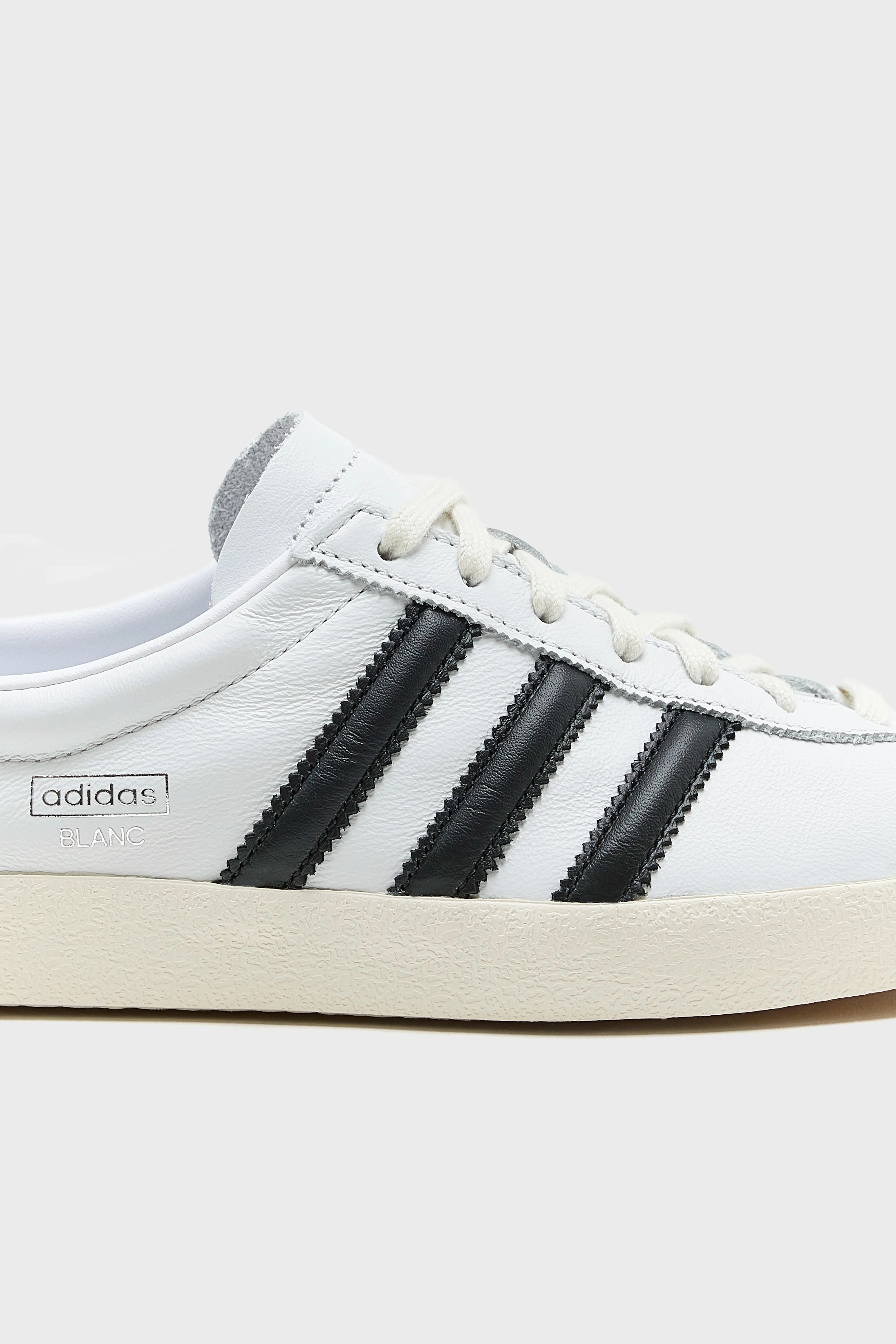 Blanc for Women  (252 / W / WHITE) Lateral Stability Ankle Stability Feature