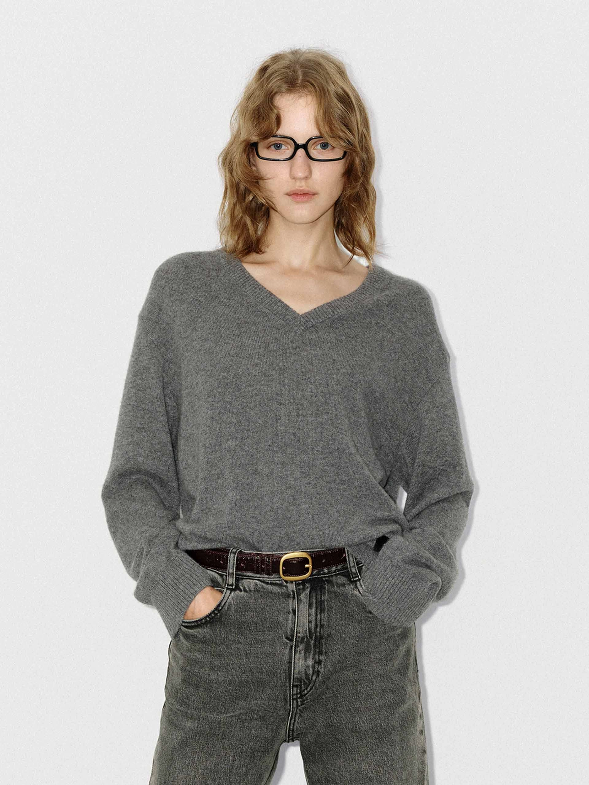 Pure Cashmere Knit Sweater Versatile Styling Comfy Look
