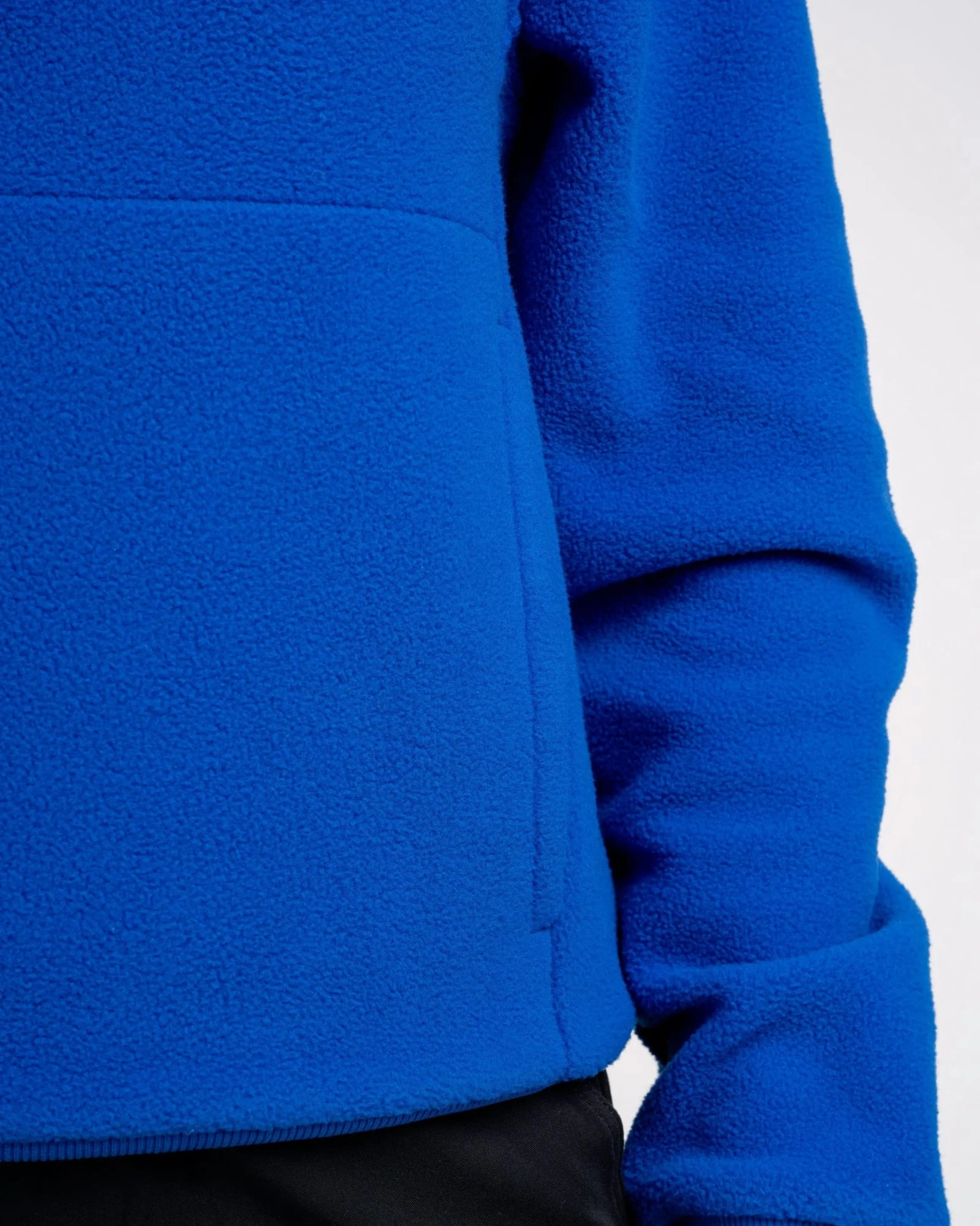 Hooded Storage Compartment go explore essential fleece | neptune