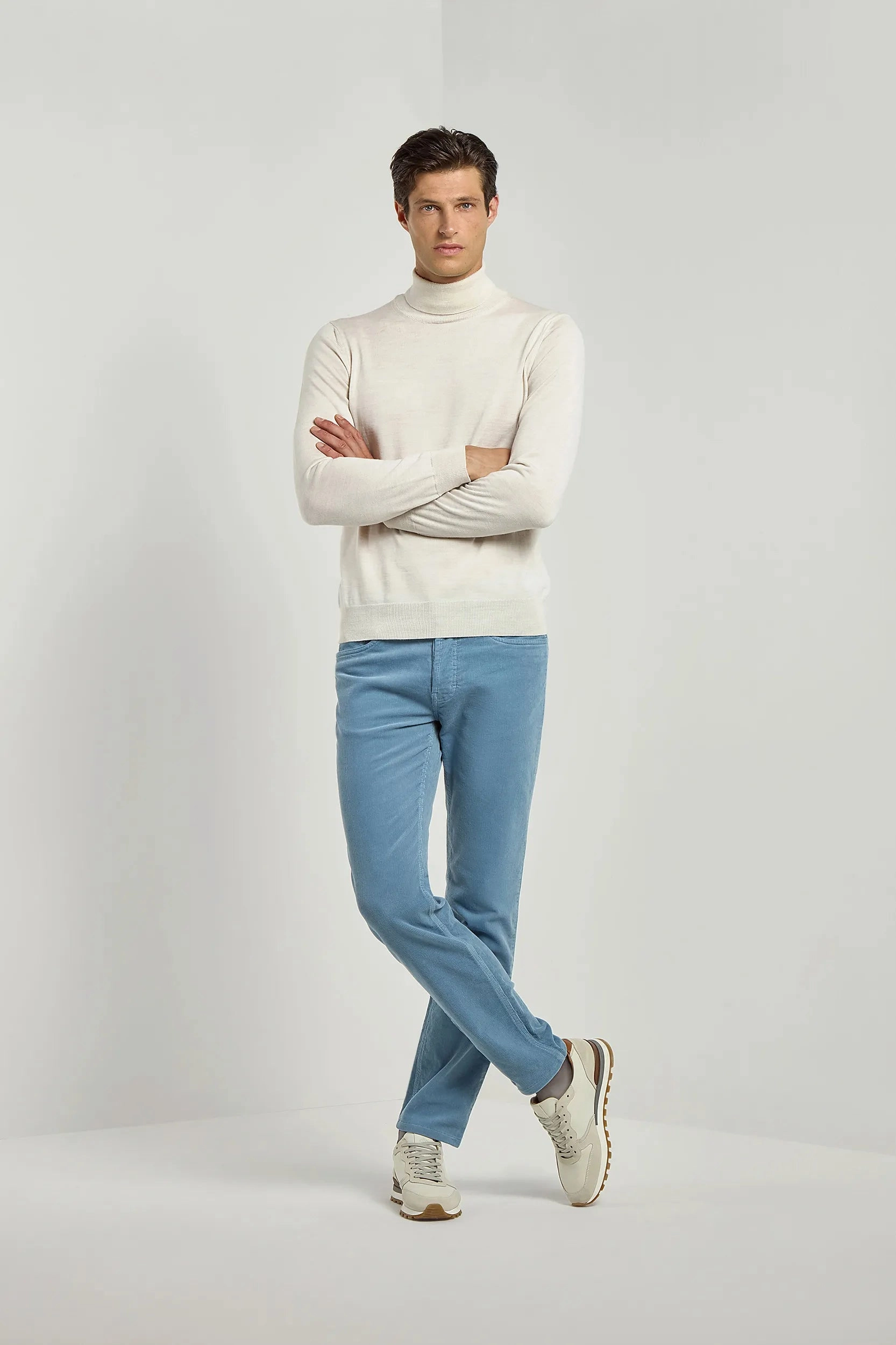 Chilly Weather Wear Light blue corduroy 5 Pocket - Made in Italy