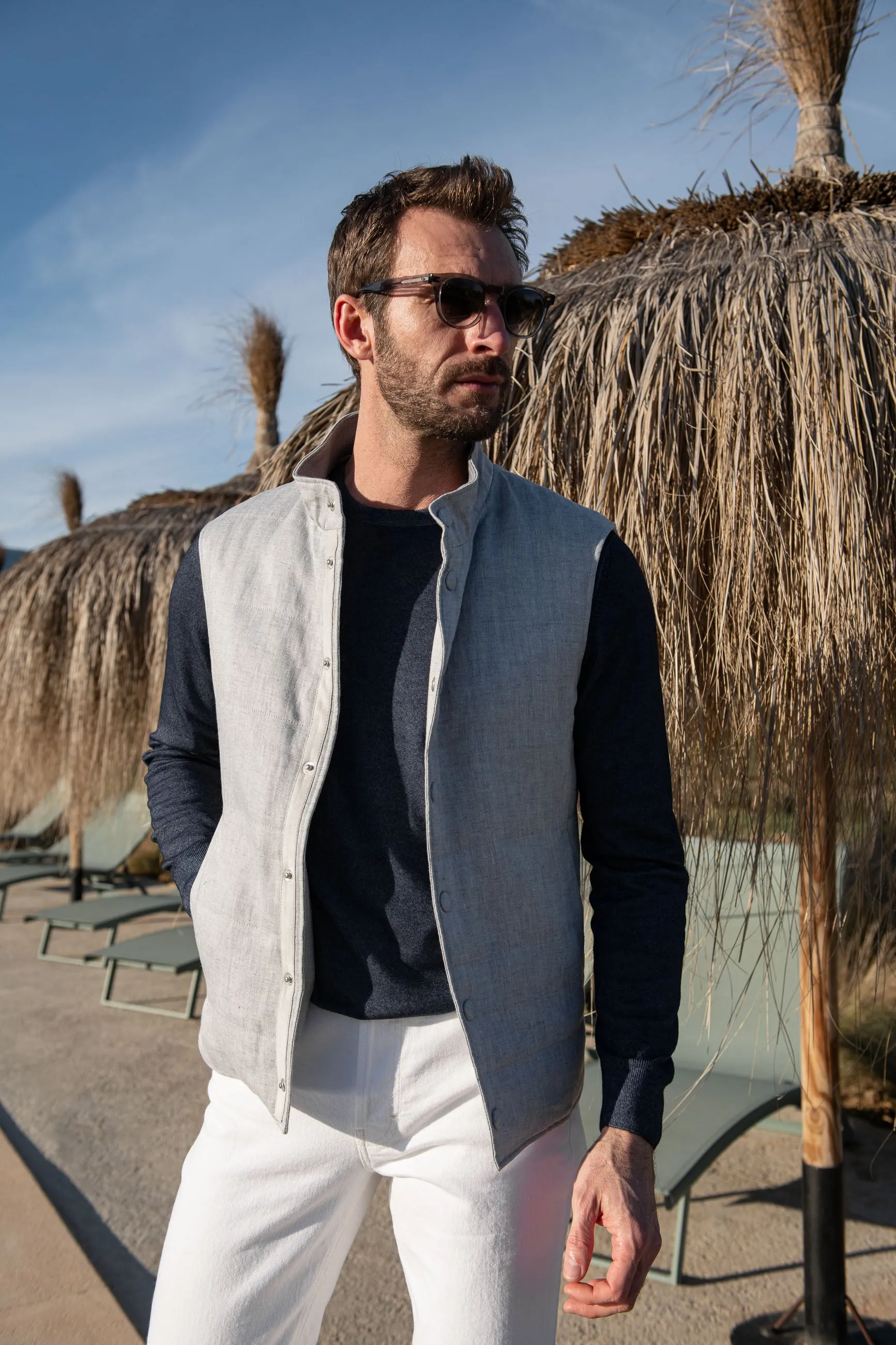 Ventilation System Easy Layering Chalk grey linen vest ?C Made in Italy