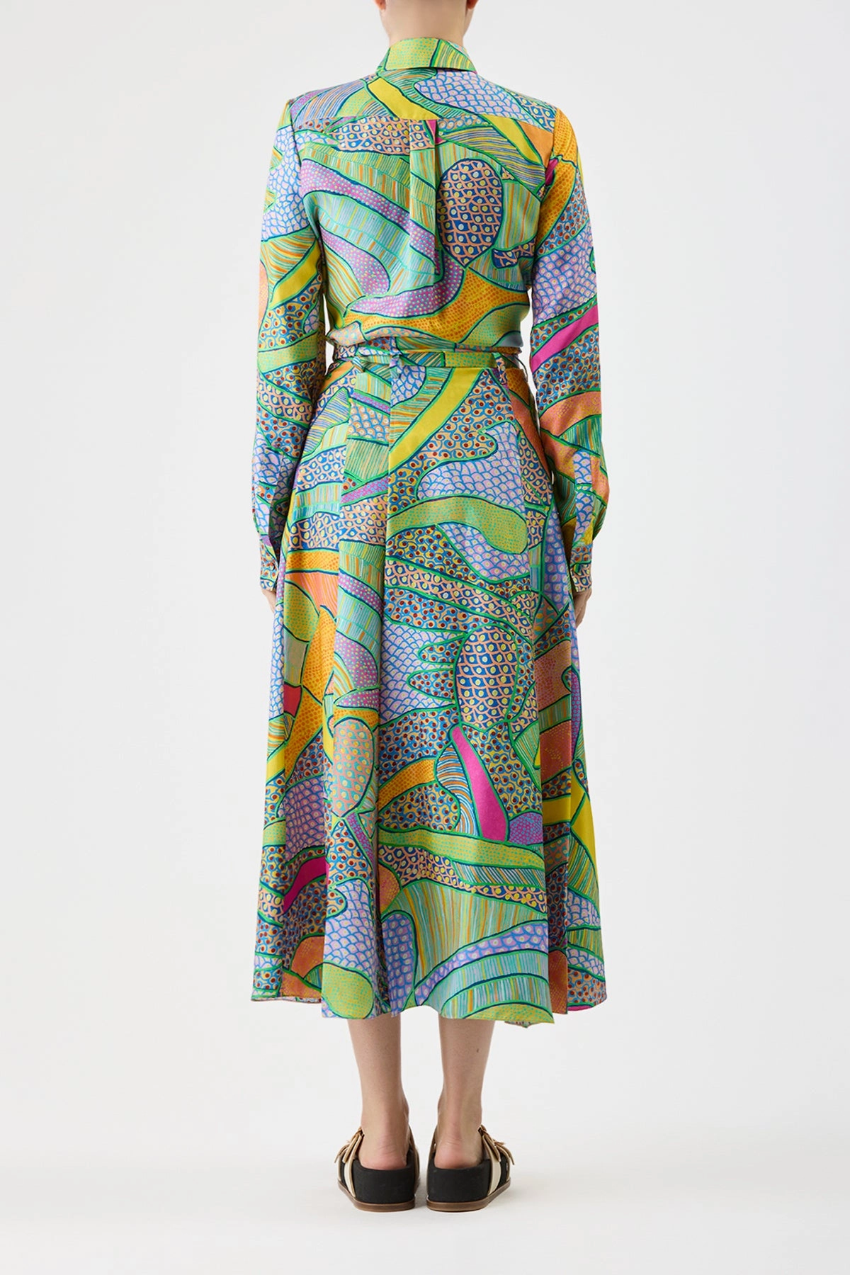 Non Irritating Seams Hip Skimming Dugald Pleated Midi Skirt in Green Multi Printed Silk Twill