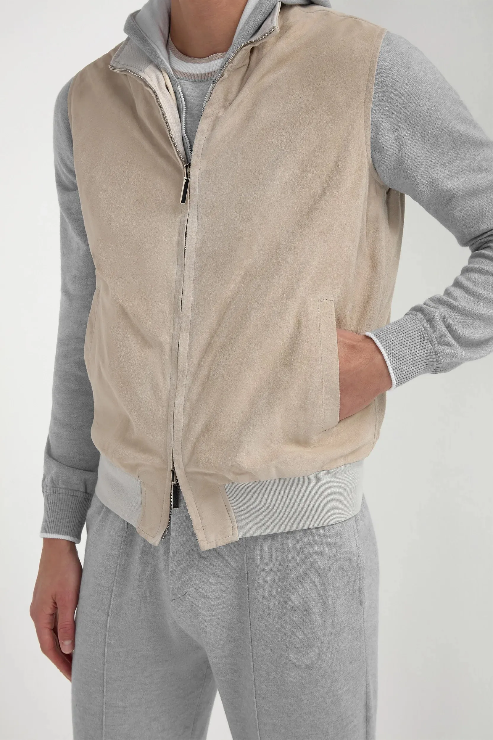 Secure Closure System Softshell Technology Sand suede reversible vest - Made in Italy