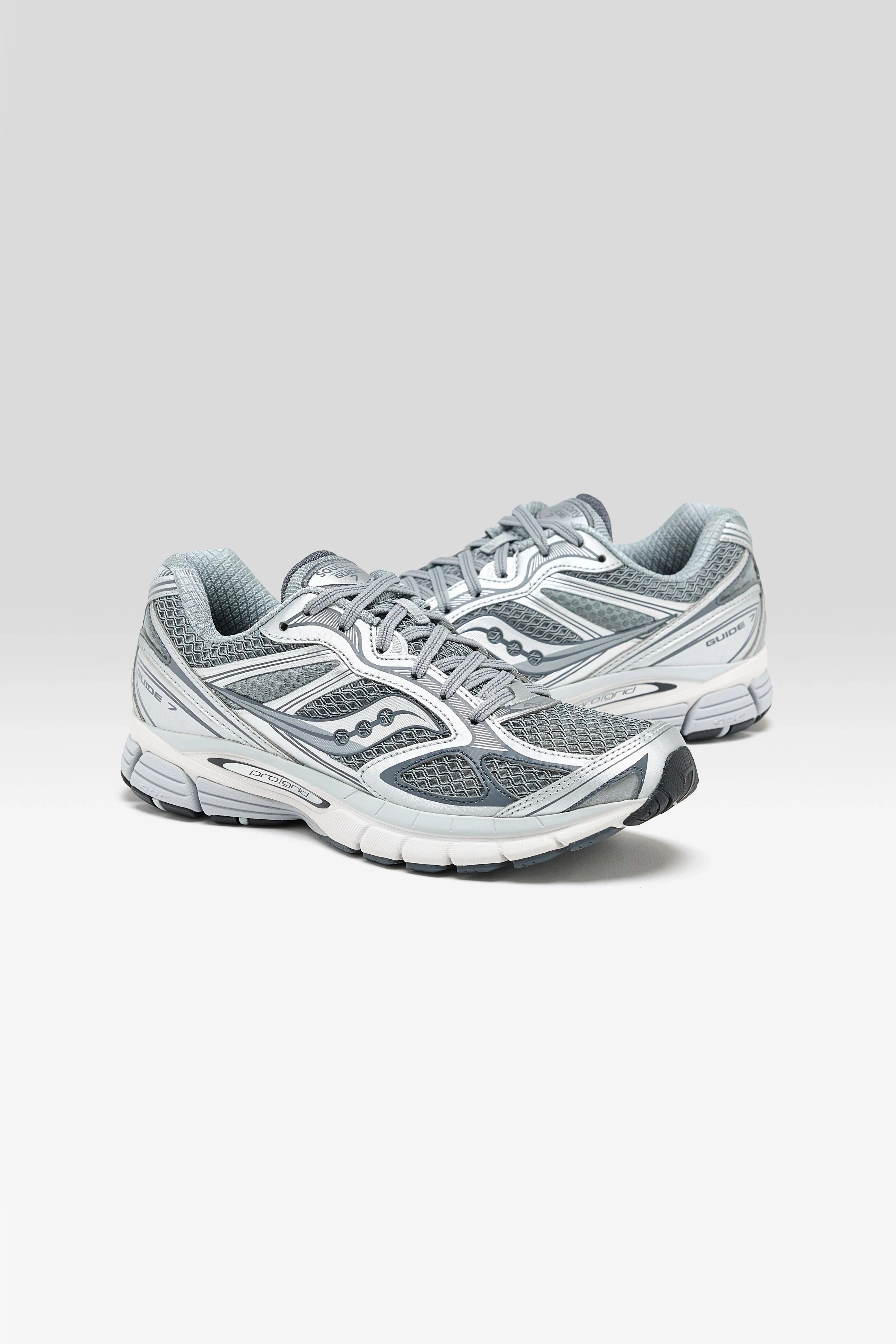 Aerobic Motion Control Progrid Guide 7 for Women  (252 / W / SILVER)