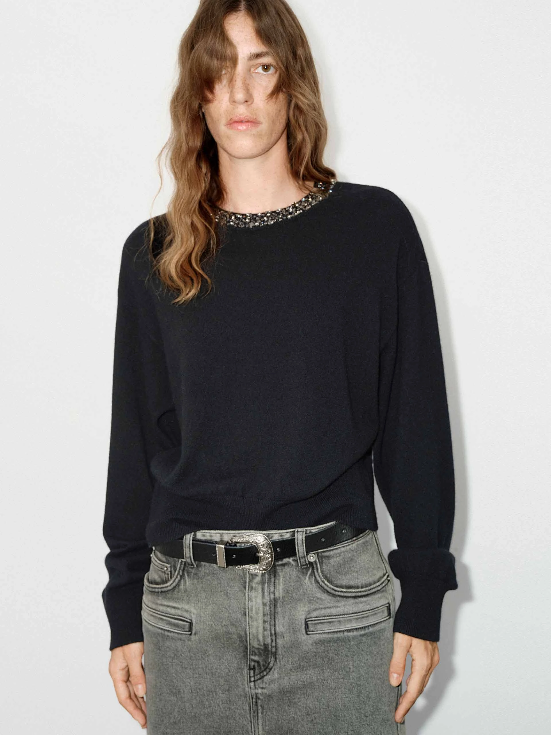 Comfortable Fit Design Sequin Collar Knit Sweater