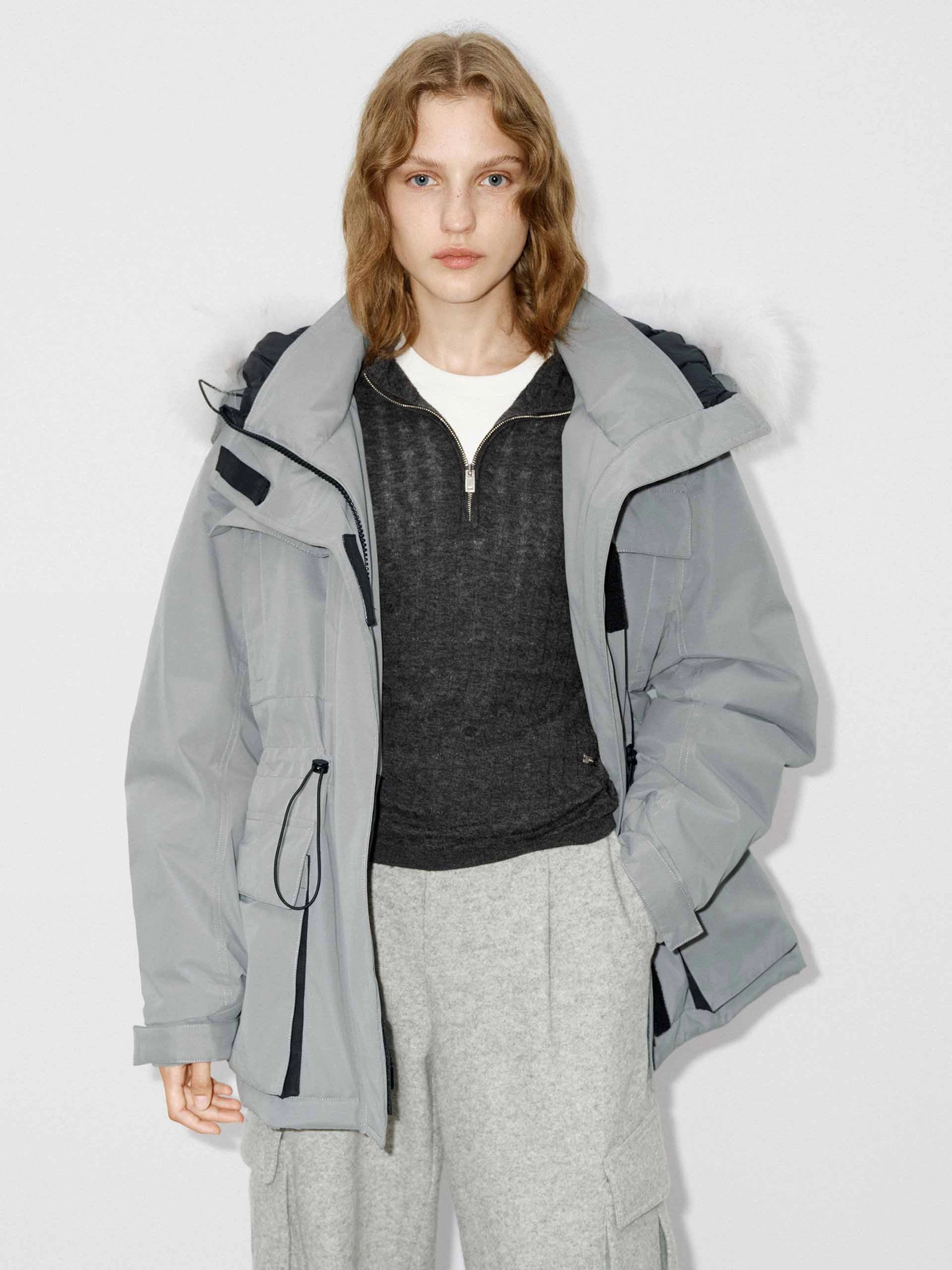 Eco Friendly Production Heat Resistant Fabric Drawstring Hooded Puffer Jacket