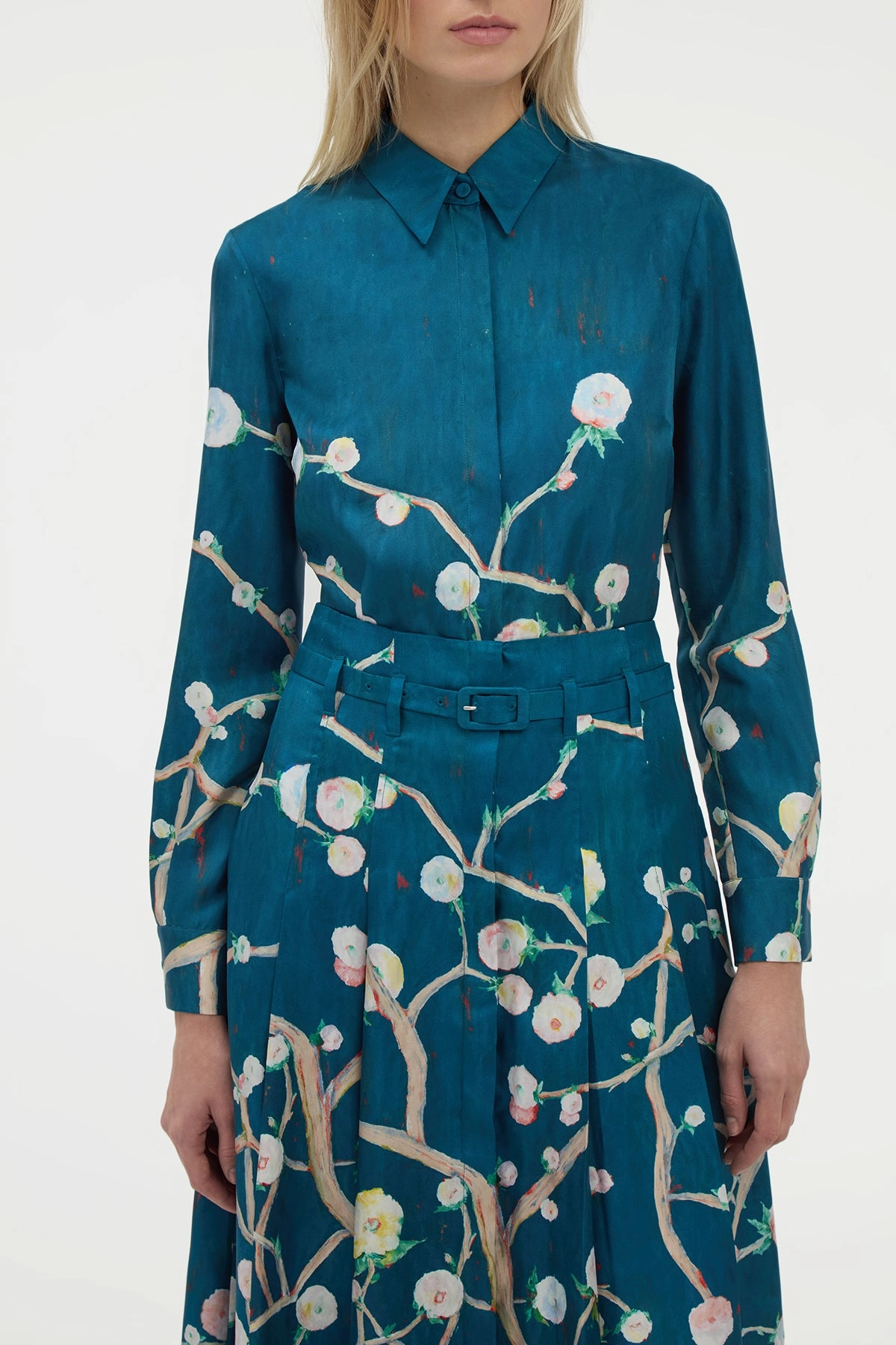 Soft Lines Dugald Pleated Midi Skirt in Blue Multi Printed Silk Twill