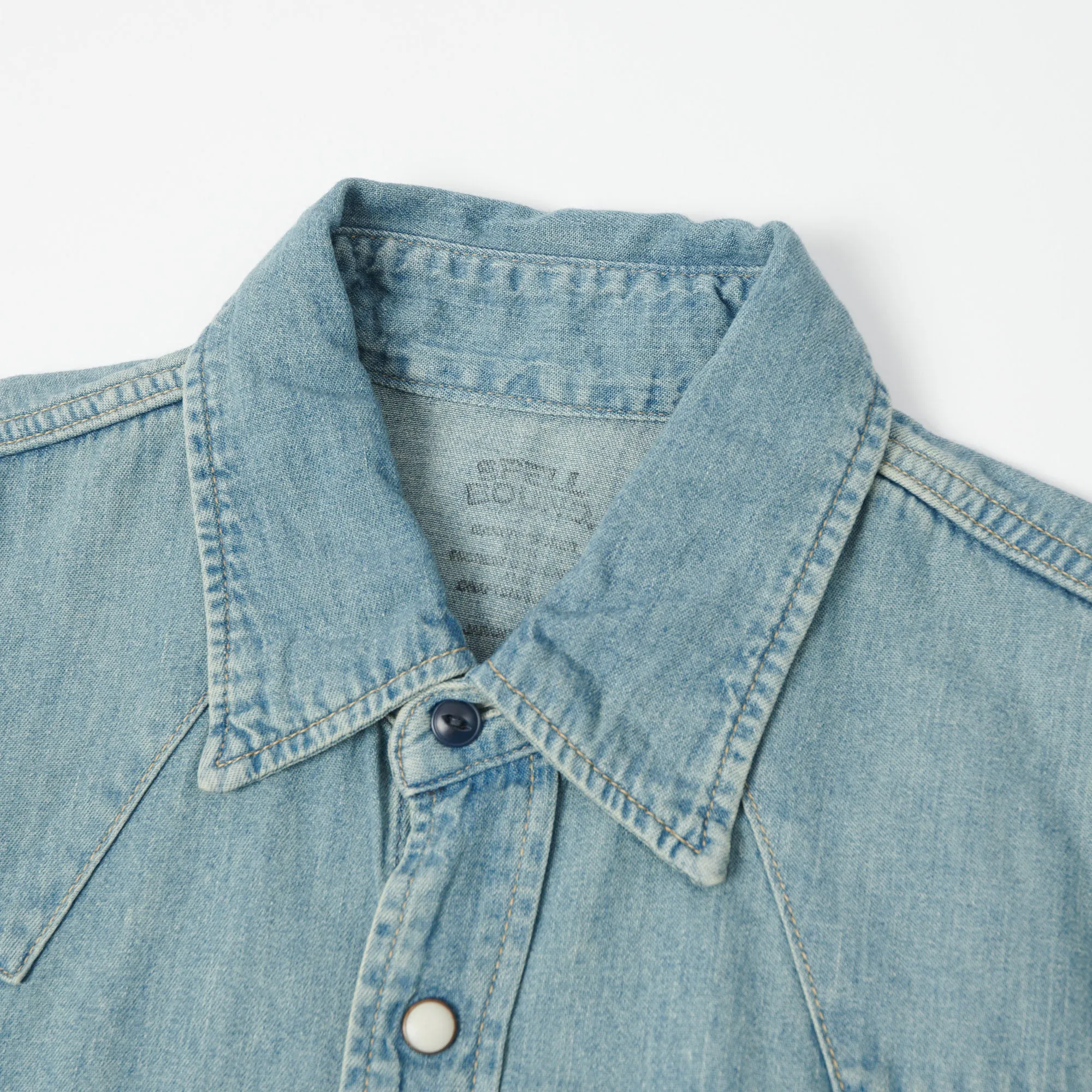 Spellbound 6oz Denim Western Shirt - Light Washed Inner Layer