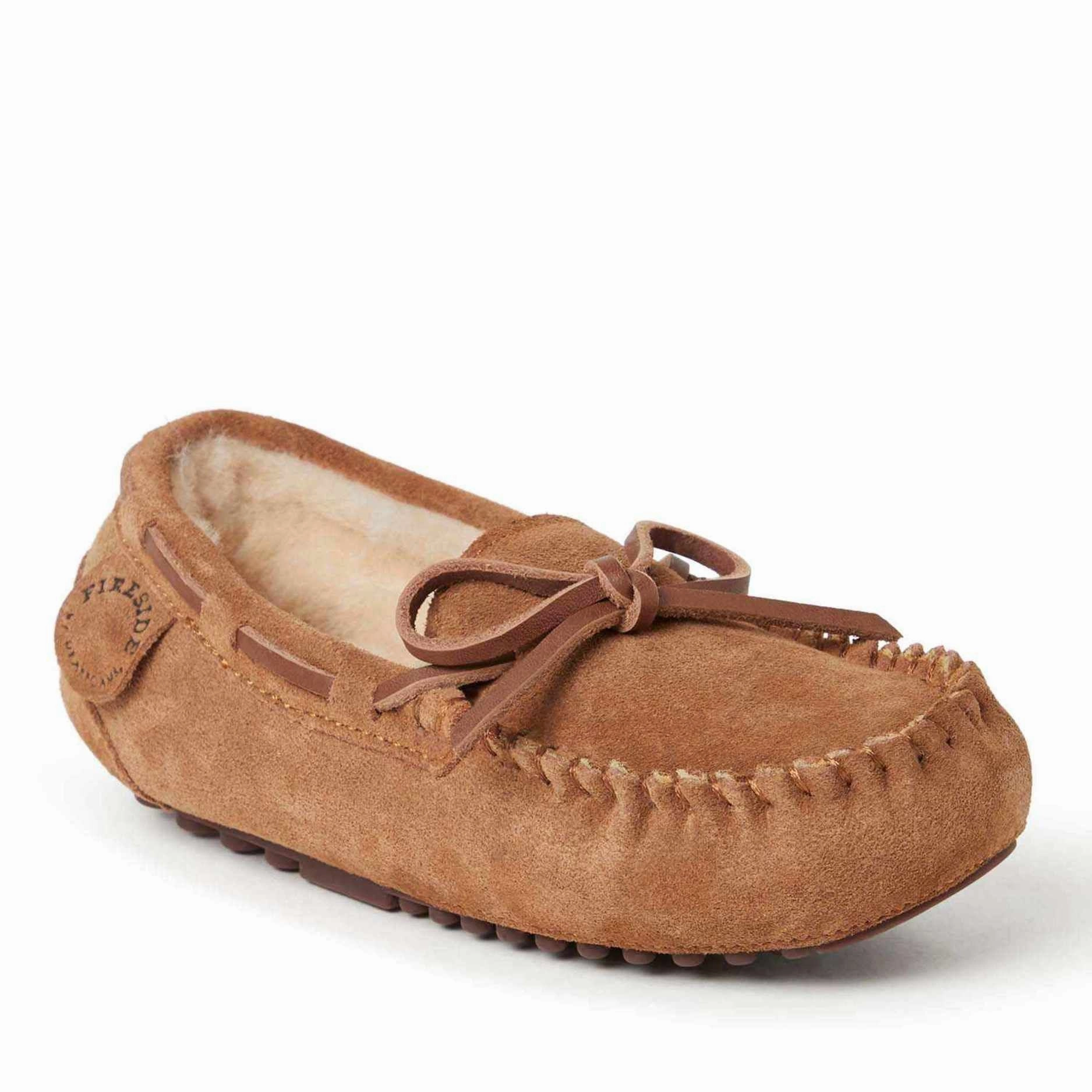 Fireside By Dearfoams Kid's Parke Genuine Shearling Moccasin Slipper Travel Slip-On