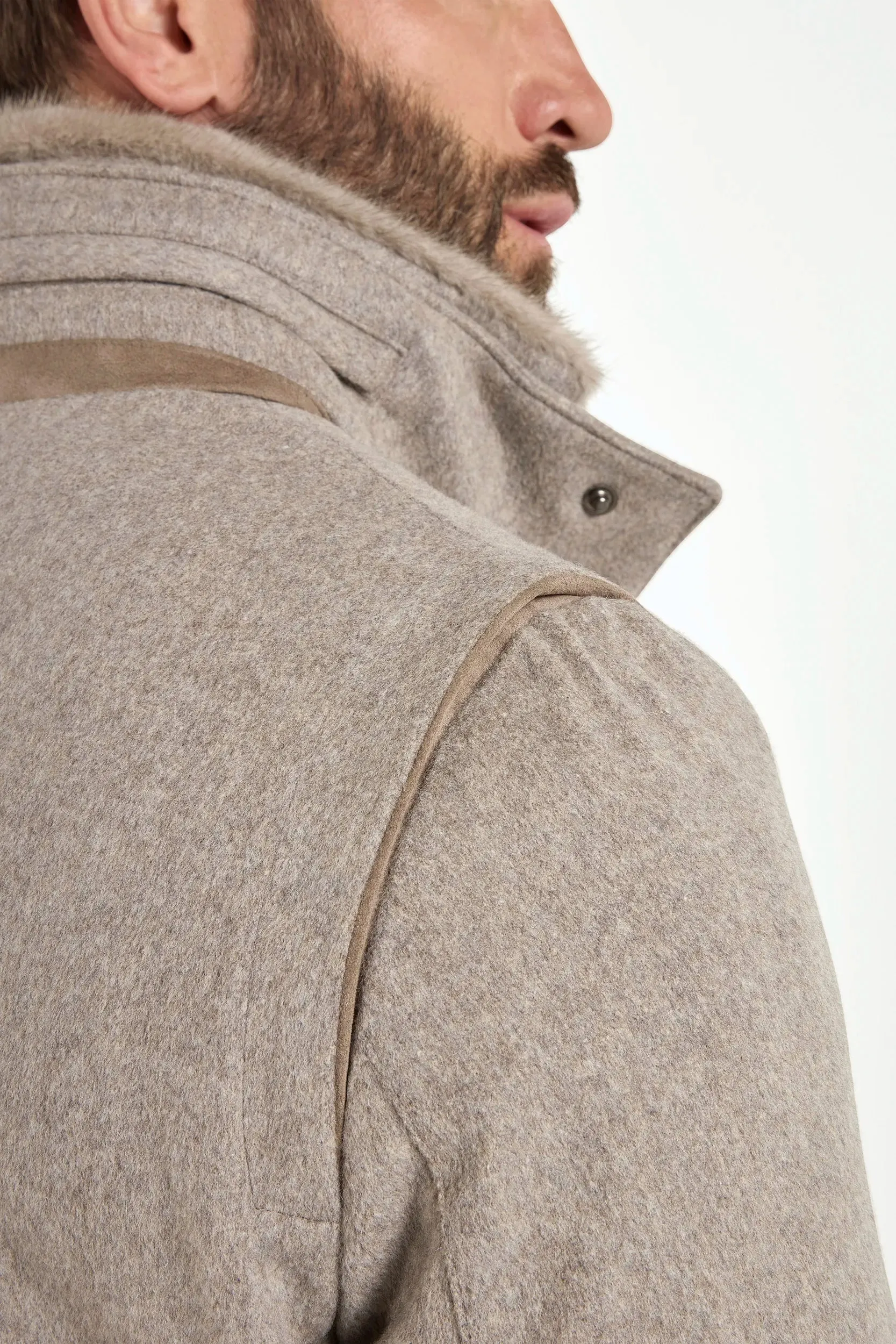 Taupe coat with mink collar - Made in Italy Ergonomic Armhole Cut