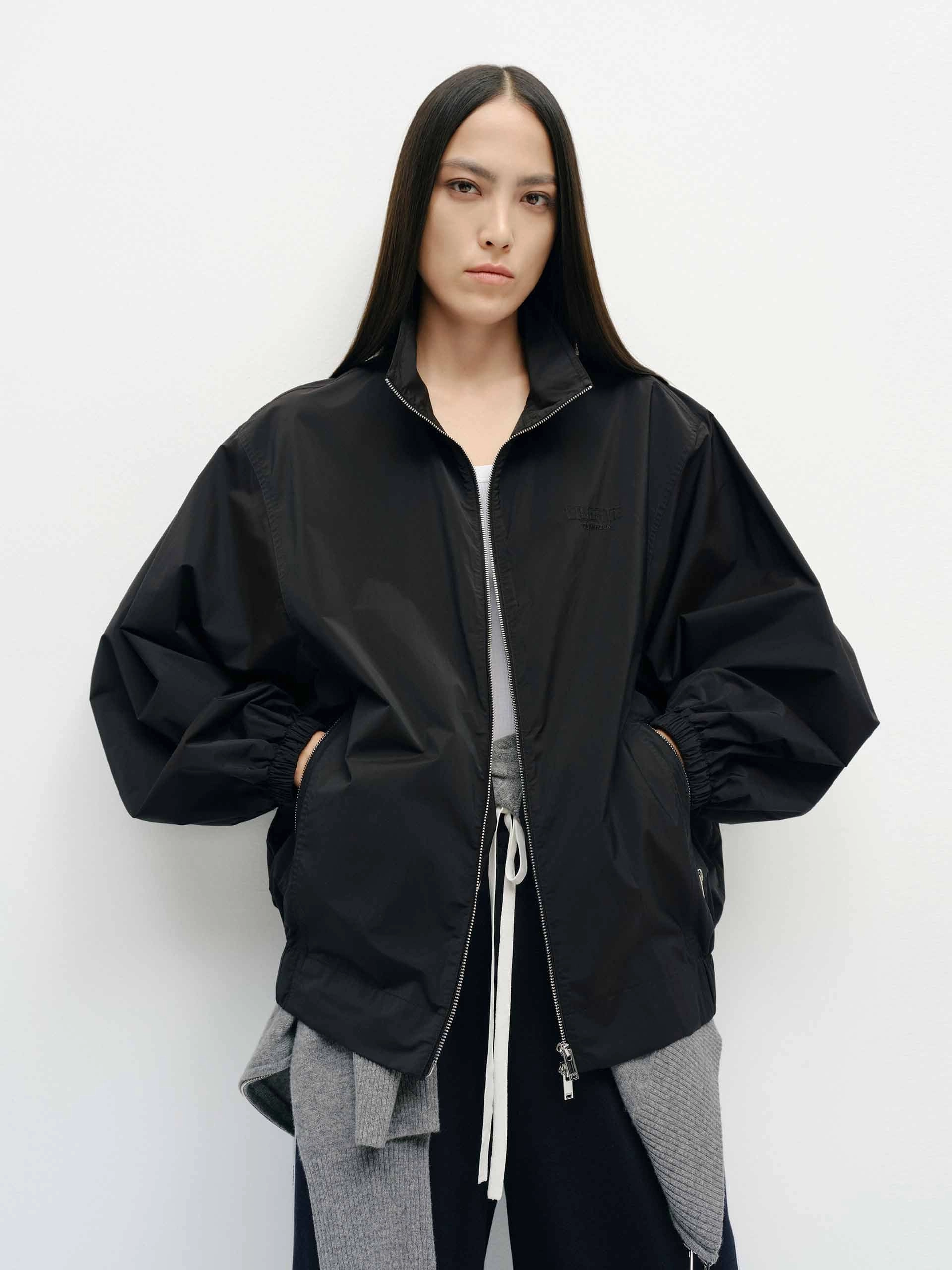 Volume Sleeve Zipper Coat Breathable Material