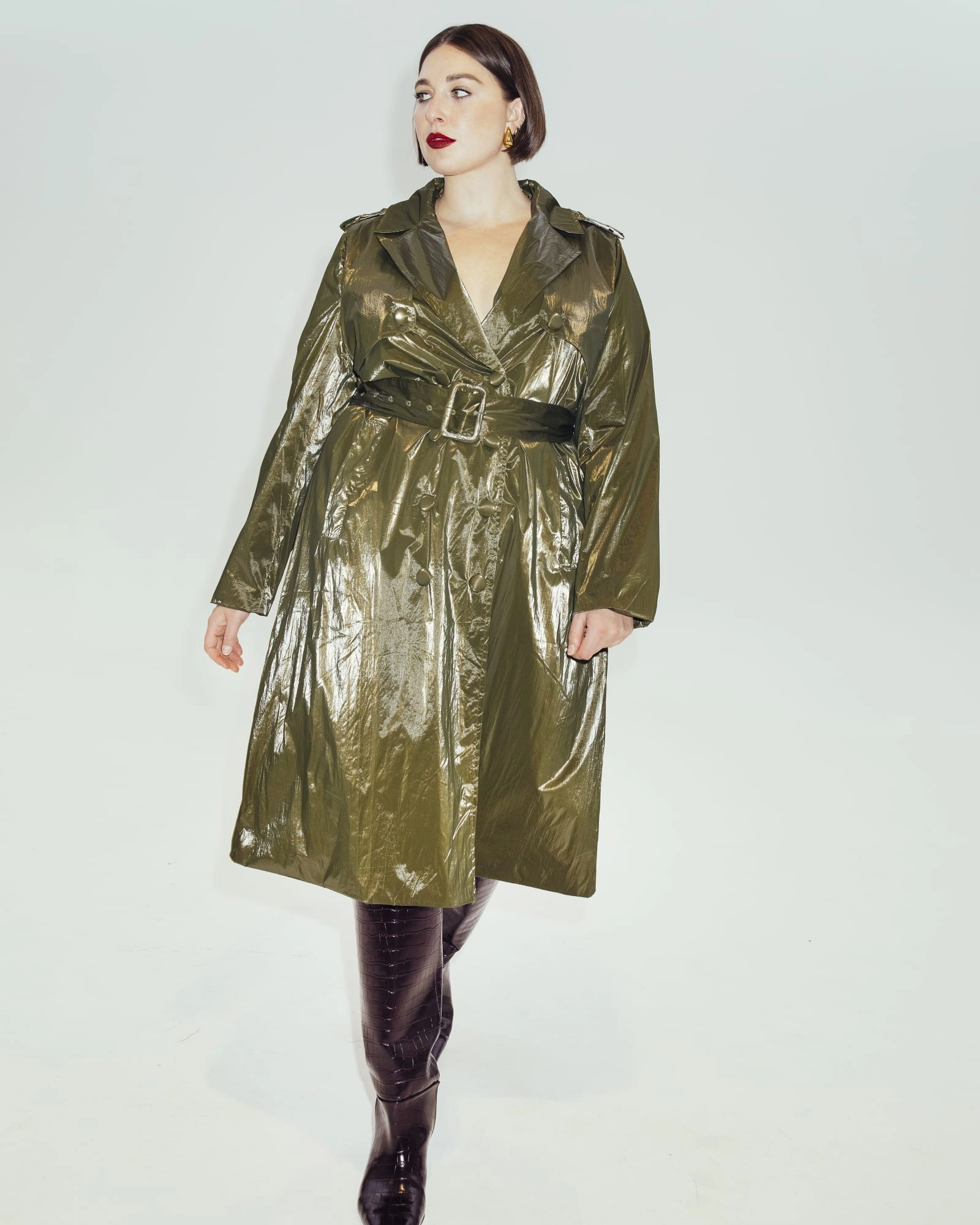 Chilly Commute Essential Shield The Drew Metallic Trench Coat | Green