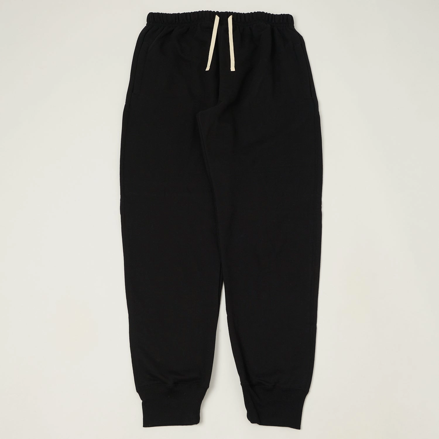 Training Essentials Quick Dry Pants Merz b. Schwanen 359 Classic Sweatpants - Deep Black