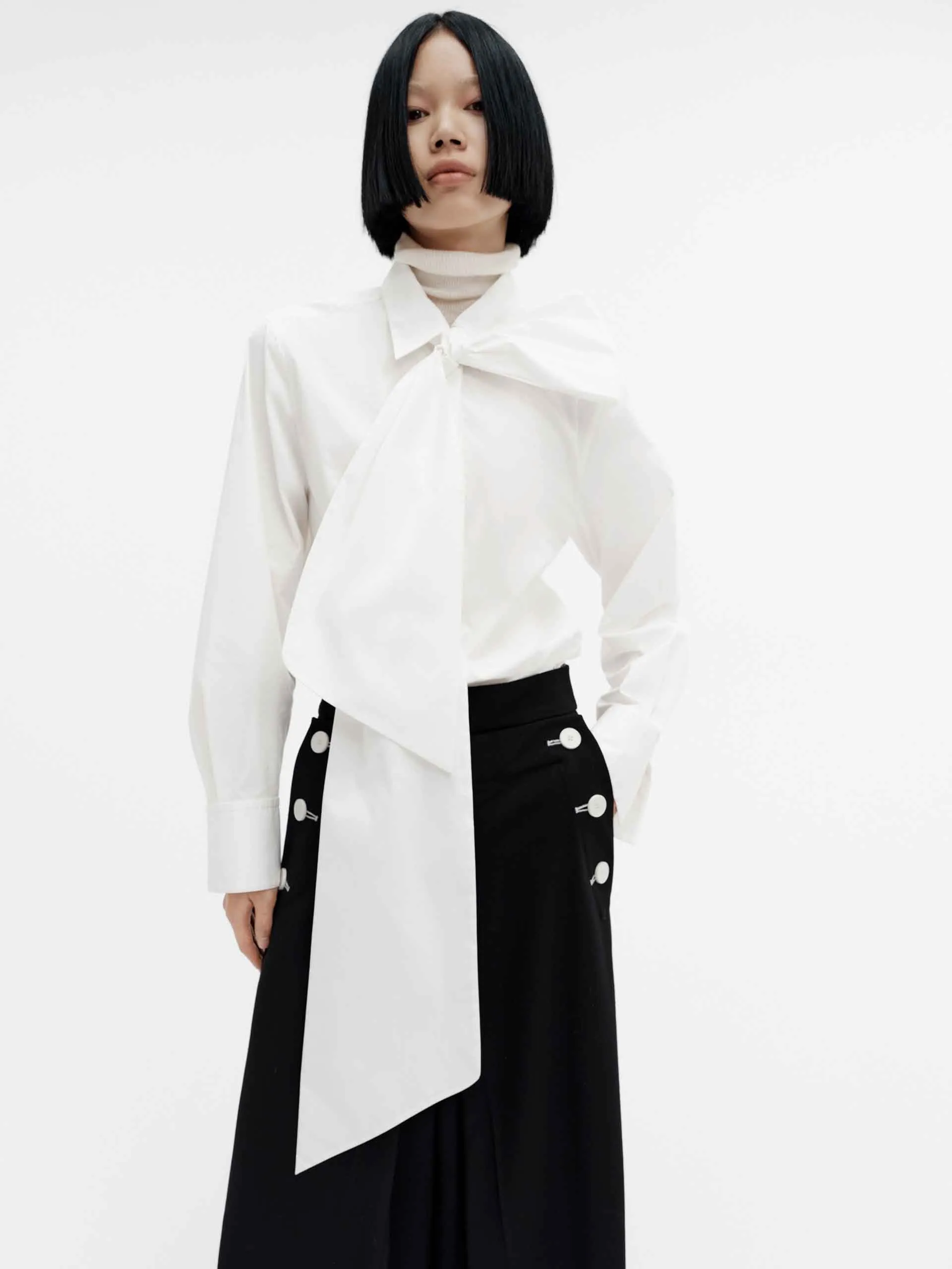 Sleeveless Cut Cotton Blend Tie Shirt