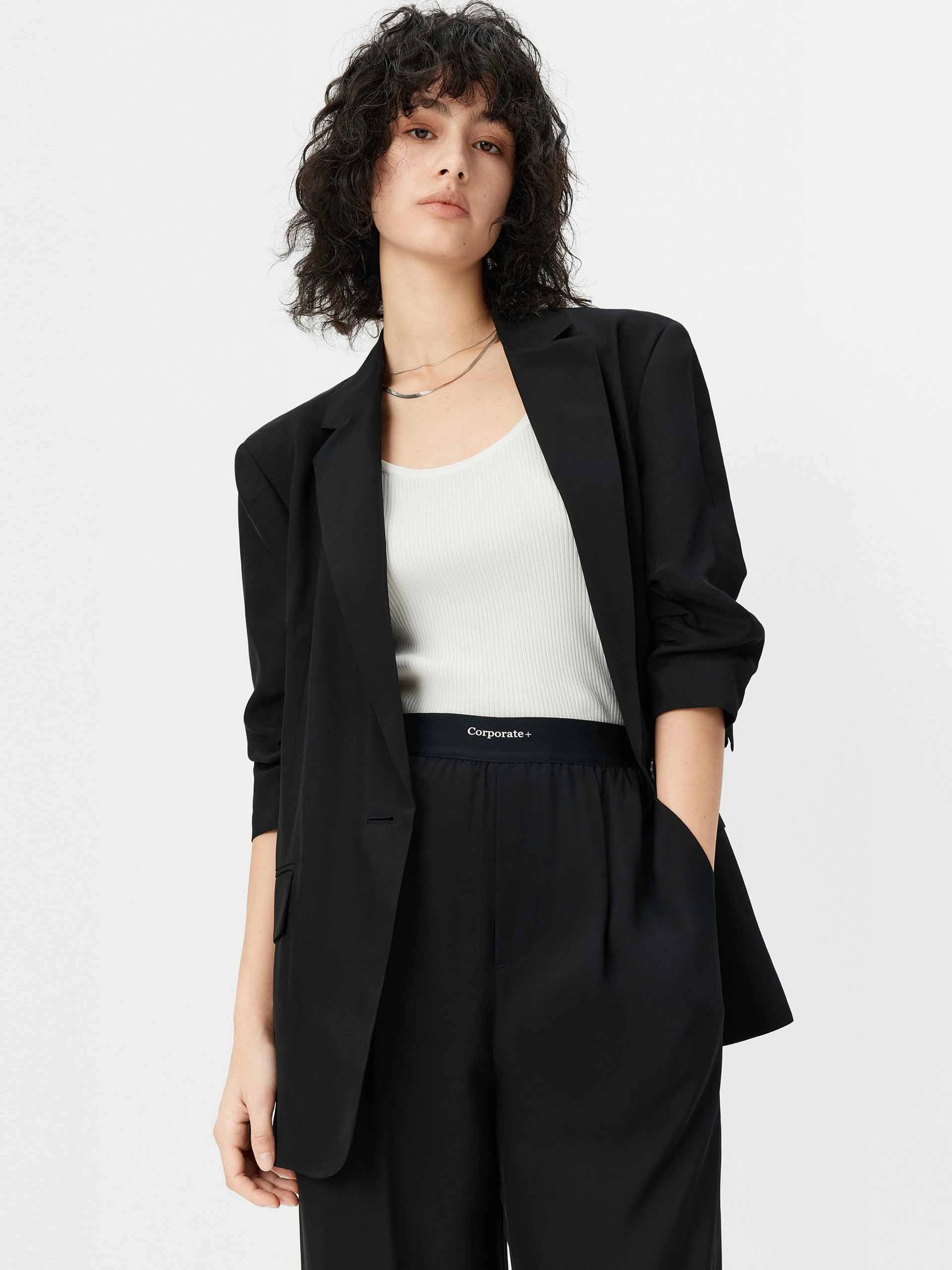 Timeless Professional Wear Layering Comfort Padded Shoulders Relaxed Blazer