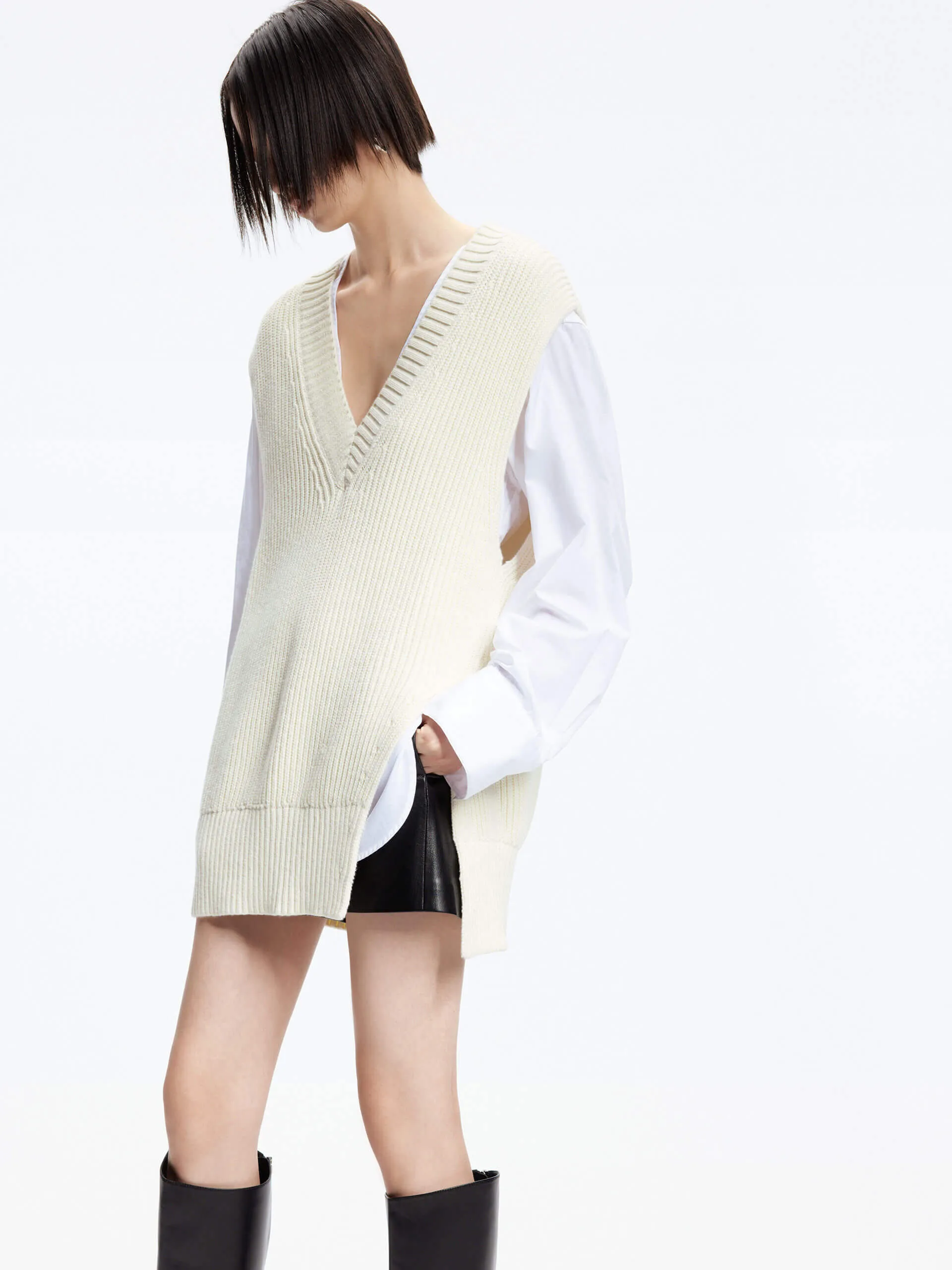 Warm Winter Wear All-Day Knitwear V-neck Set Sweater