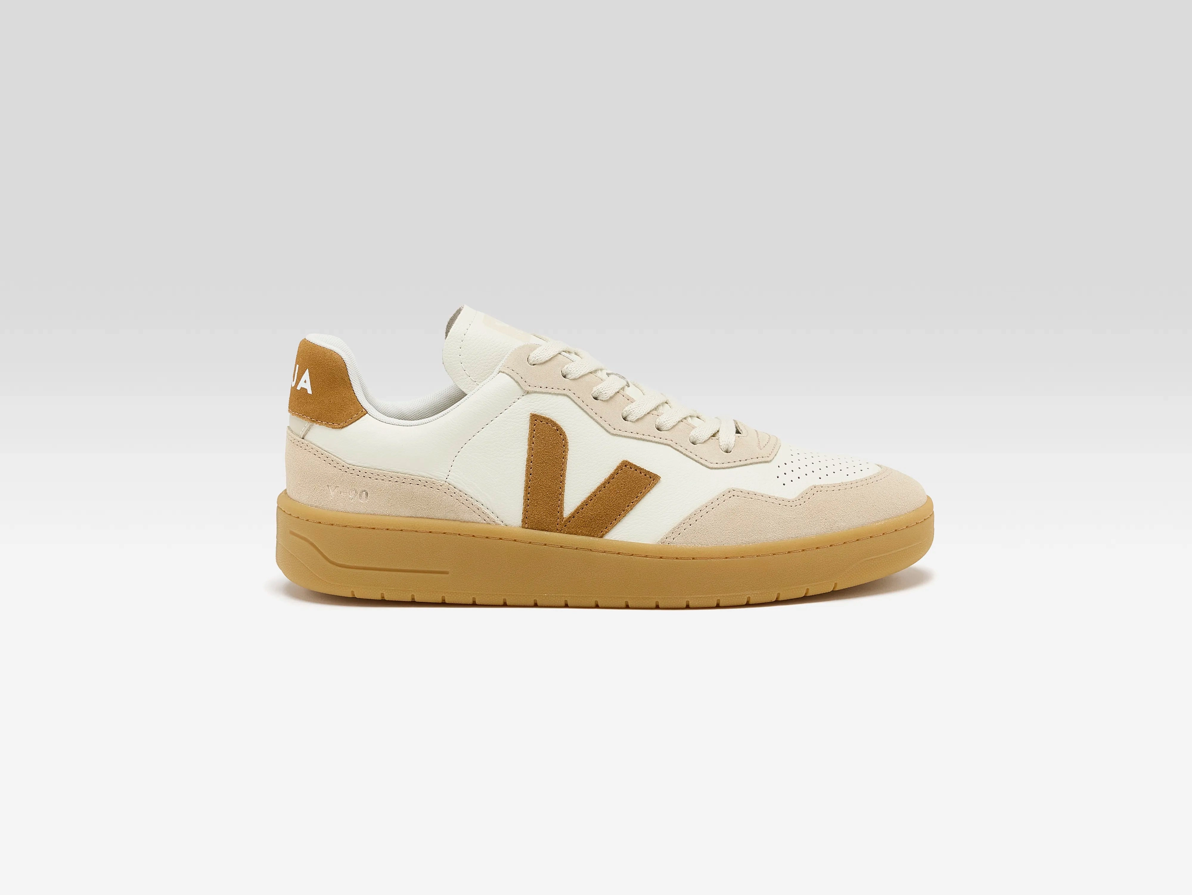 V-90 O.T. Leather for Men  (252 / M / WHITE) Flexible Groove Technology Training Gear