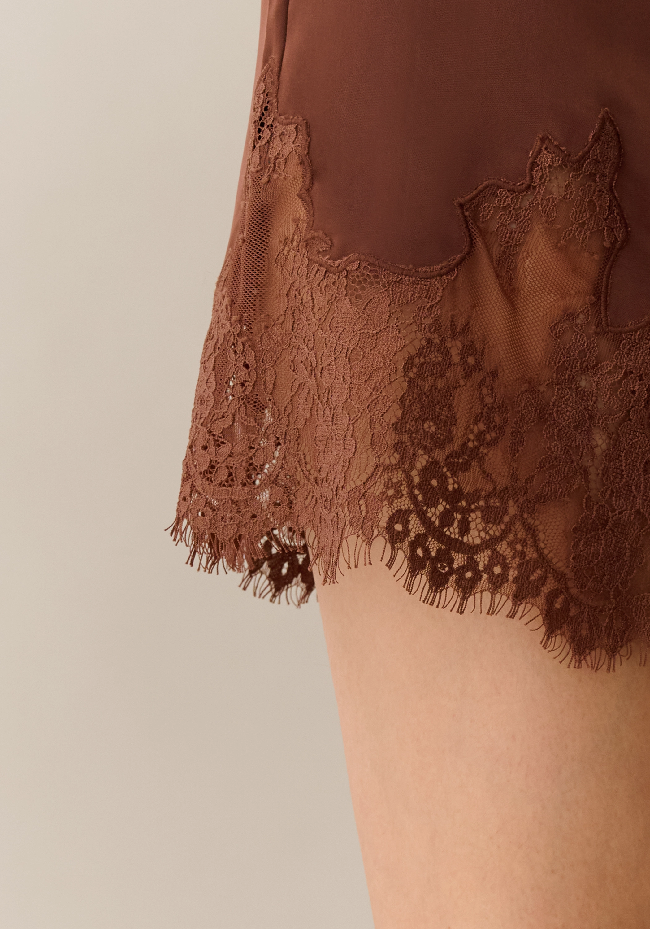 High Elasticity Blend Daily Comfort Rosa Silk Satin Short