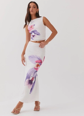 Waiting For Dawn Mesh Maxi Skirt - White Flow Look