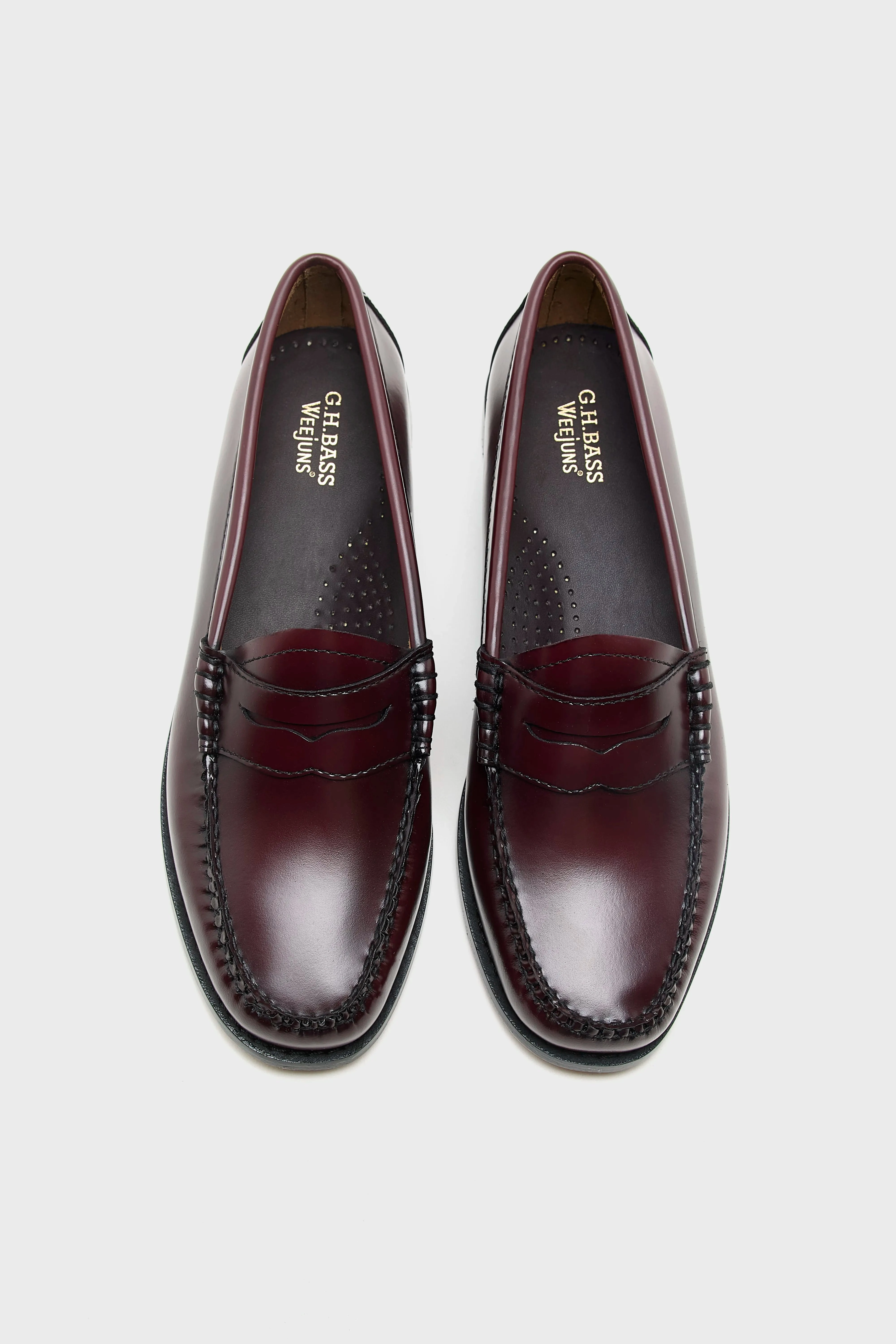 Soft Texture Weejuns Penny Loafers for Women  (252 / W / RED)