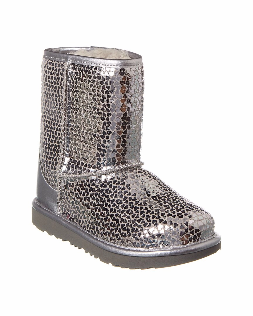 UGG Classic II Gel Hearts Classic Boot Durable Shell All Day Worker Crisp Finish