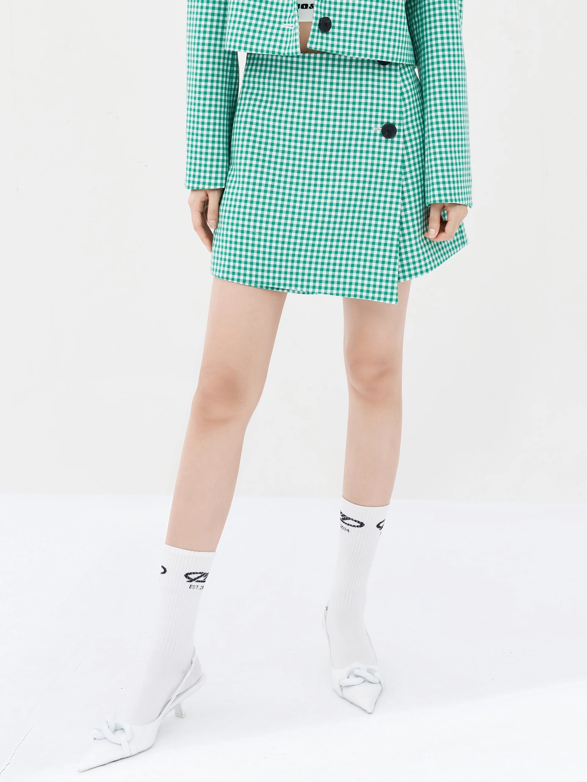 Low Profile Closure System Wool Blend Plaid Shorts